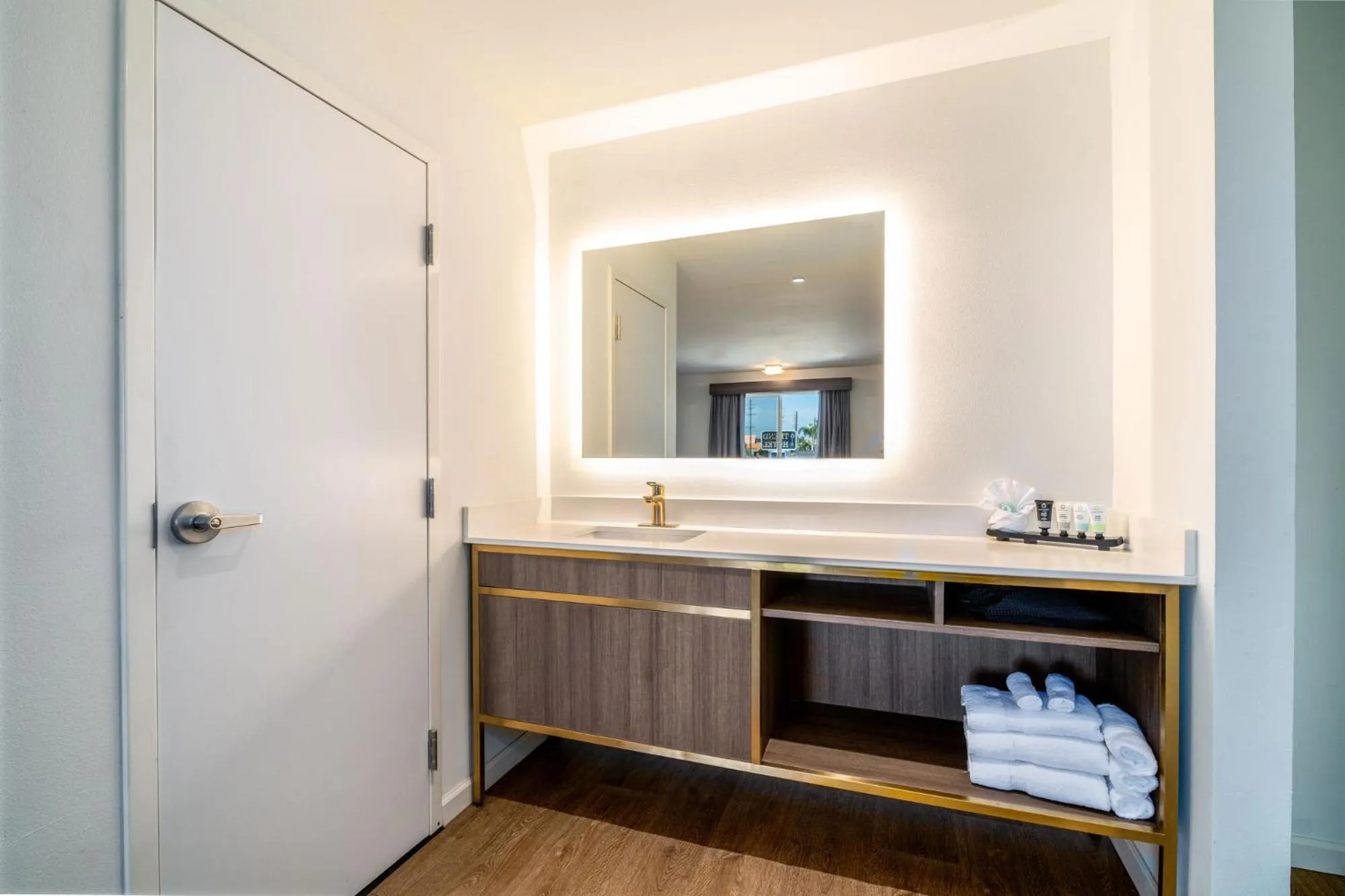 Bathroom in Trend Hotel at LAX Airport