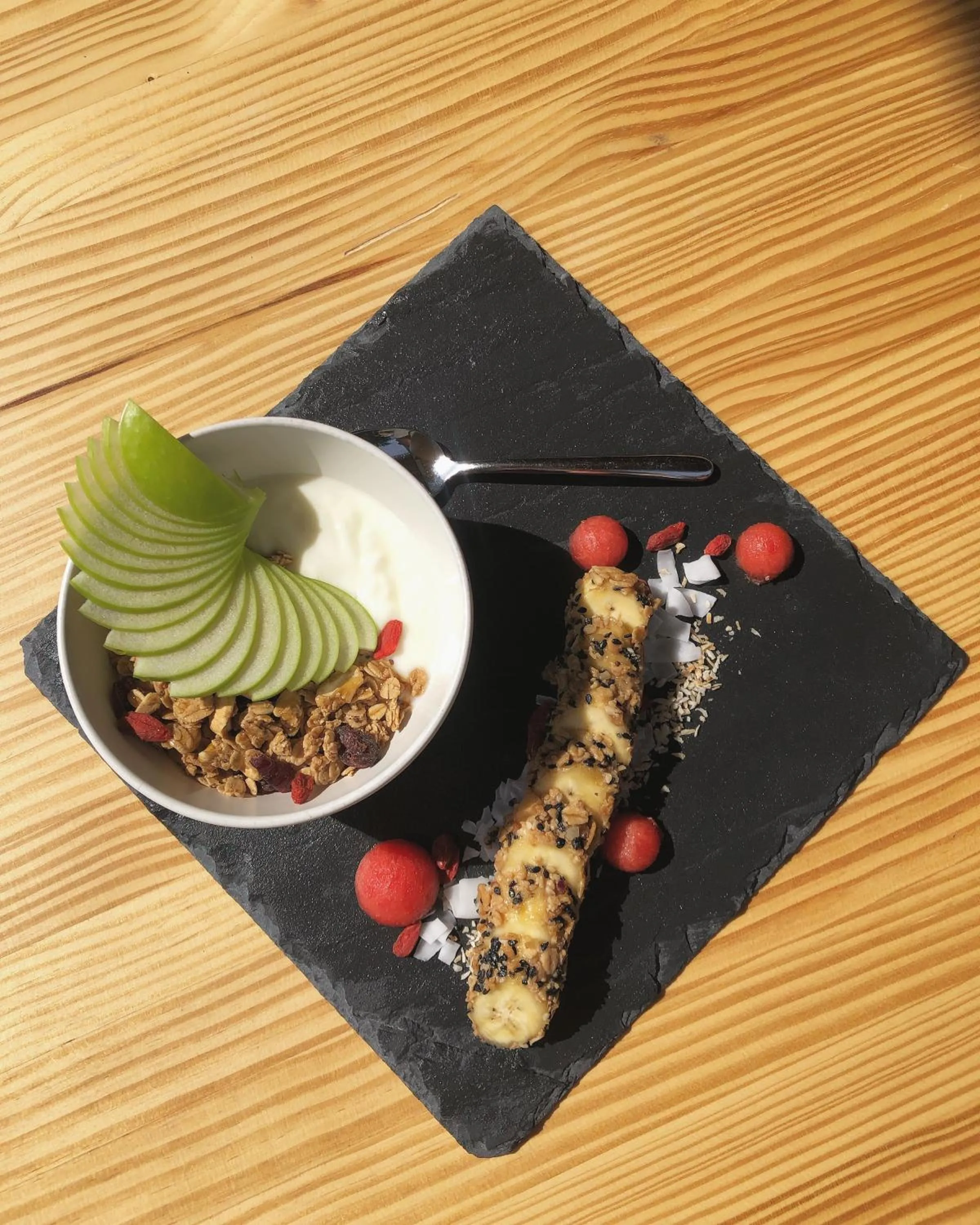 Breakfast in The Reef Hotel & Studios