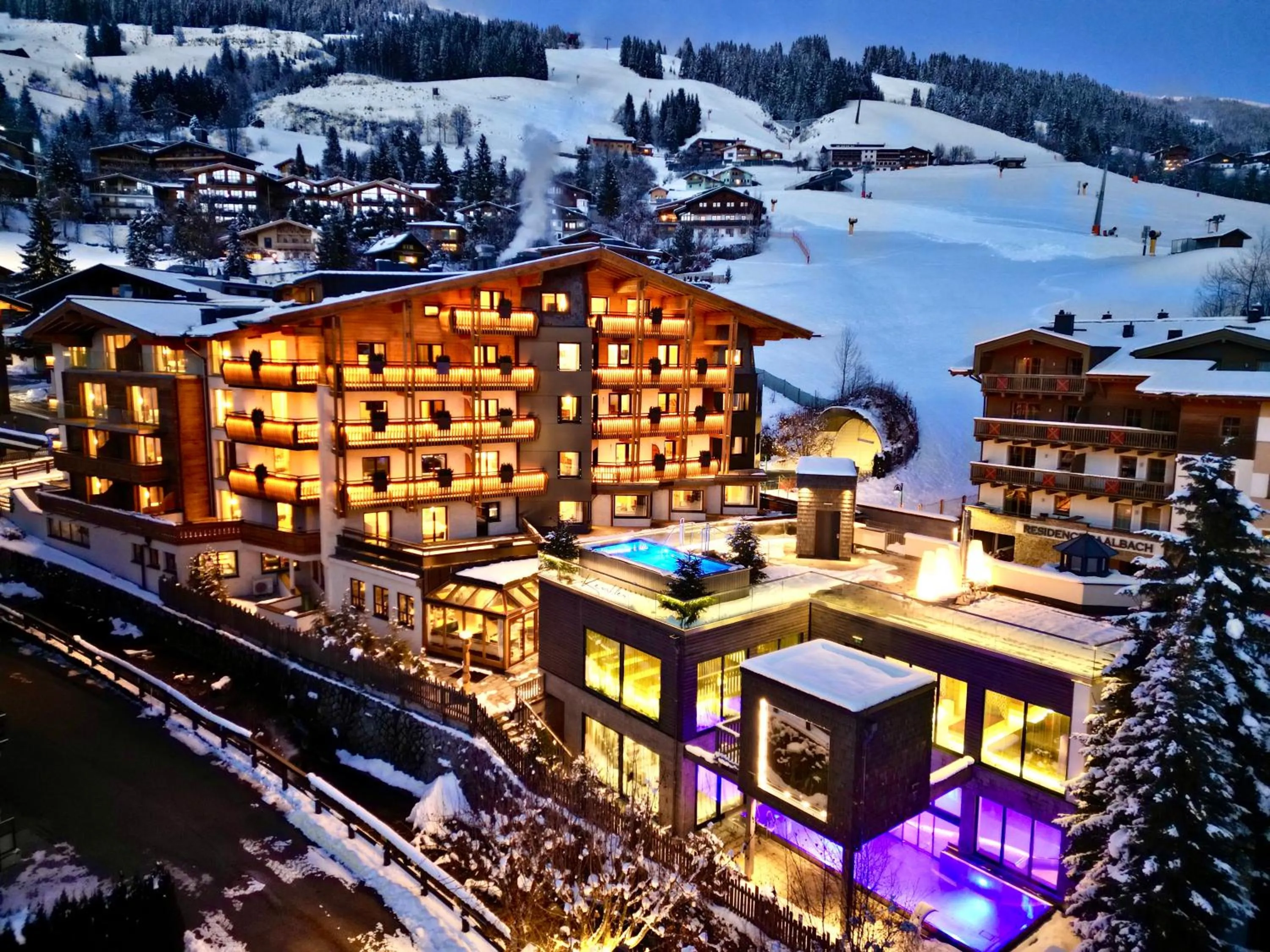 Property building in Hotel Kendler