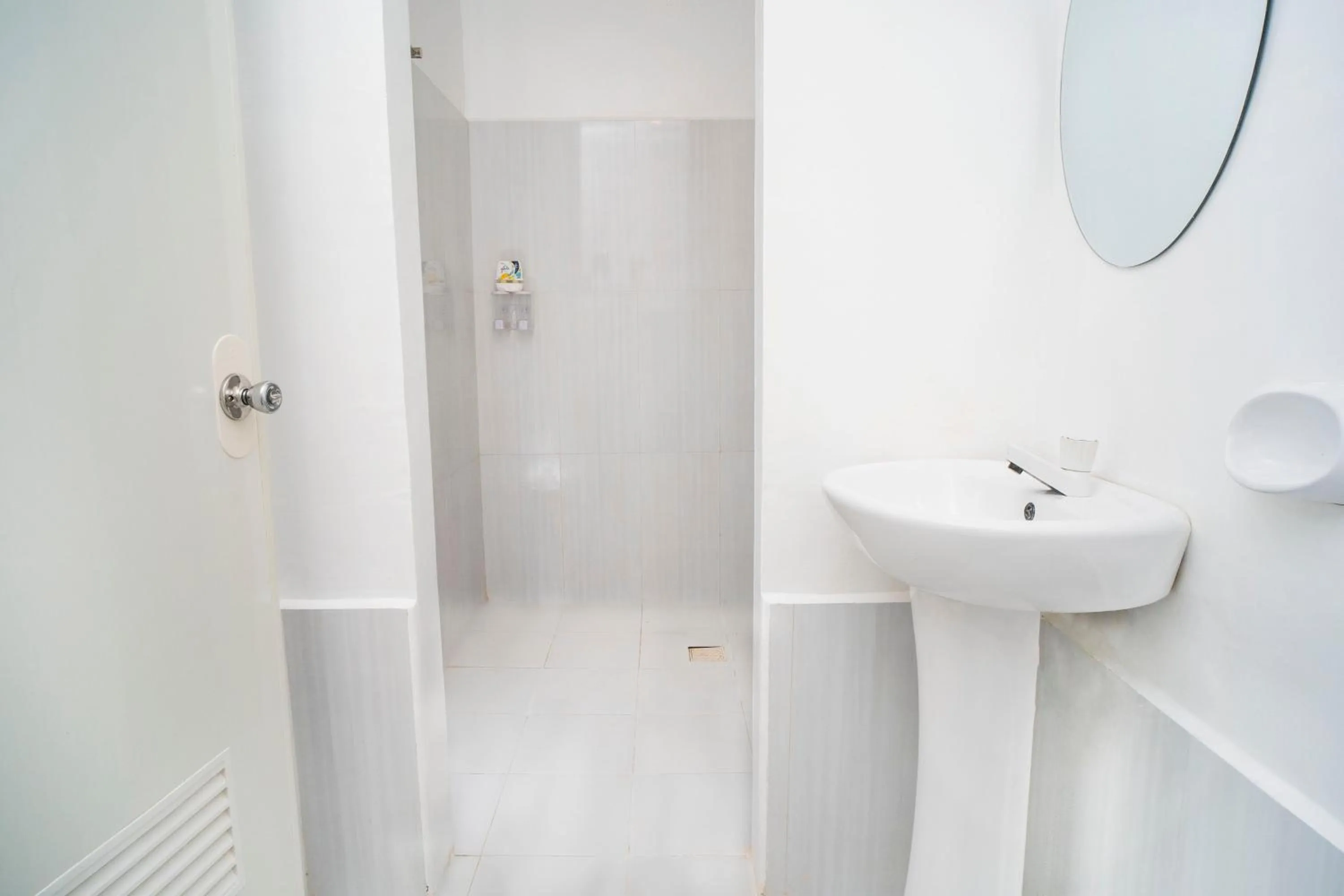 Panglao Village Court Apartment Stay Inn