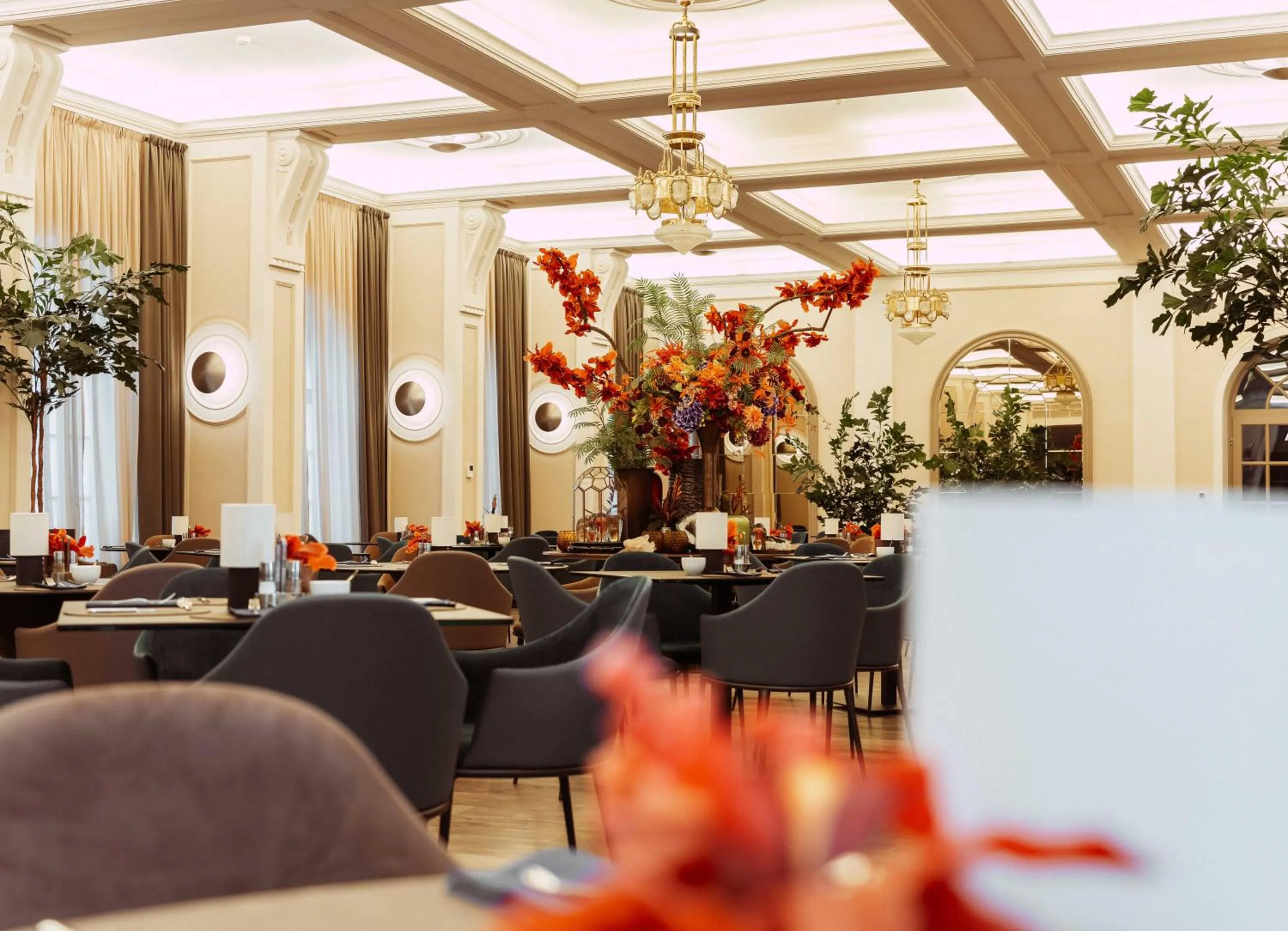 Restaurant/places to eat in Anna Grand Hotel