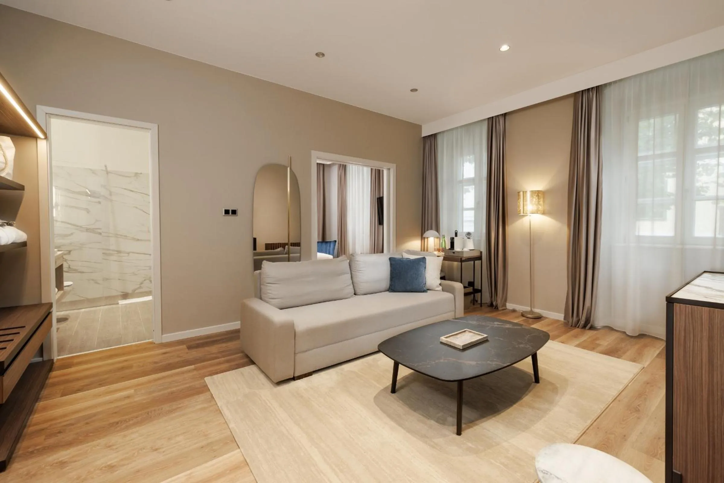 TV and multimedia in Anna Grand Hotel