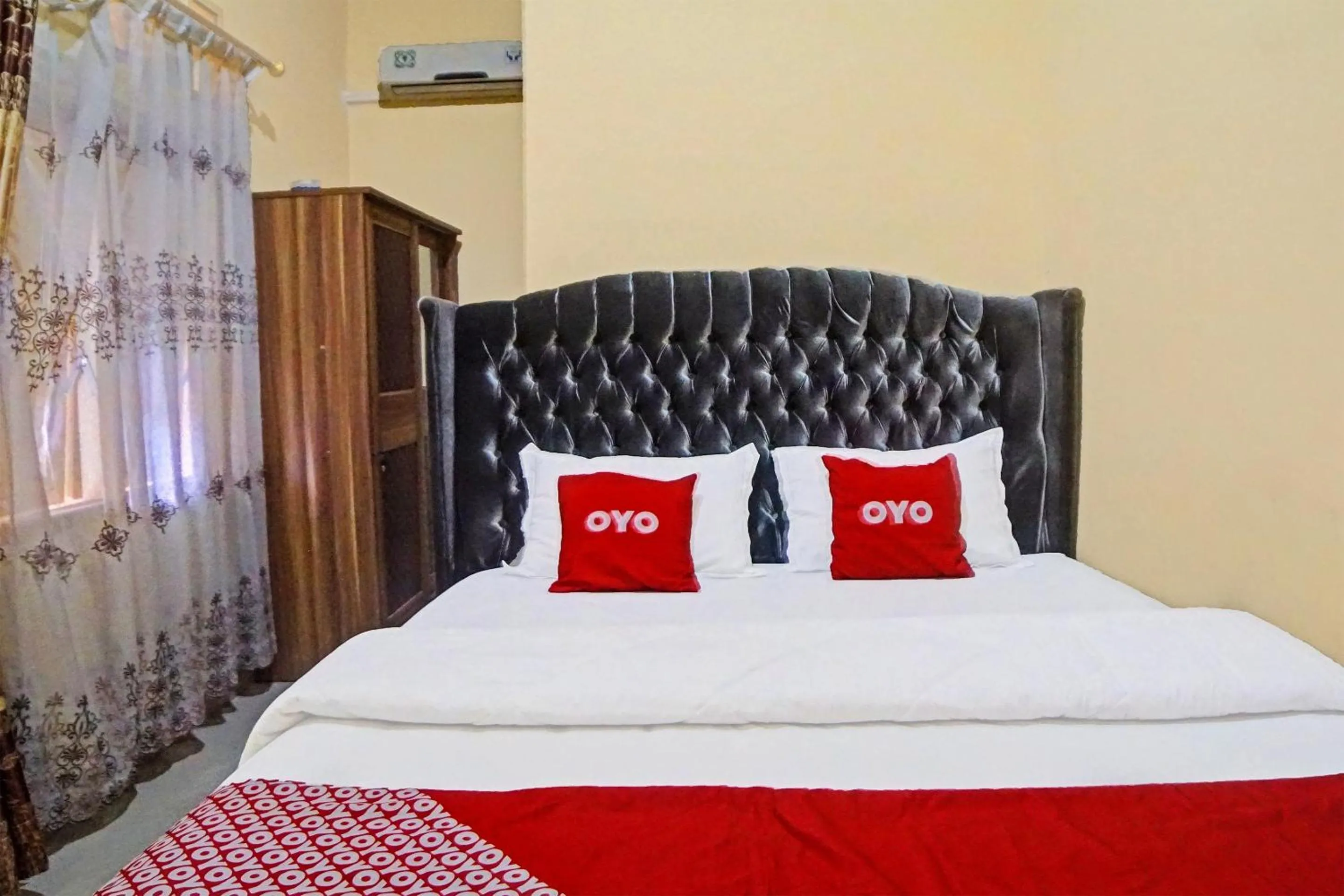 Bedroom, Bed in Wisma Barokah