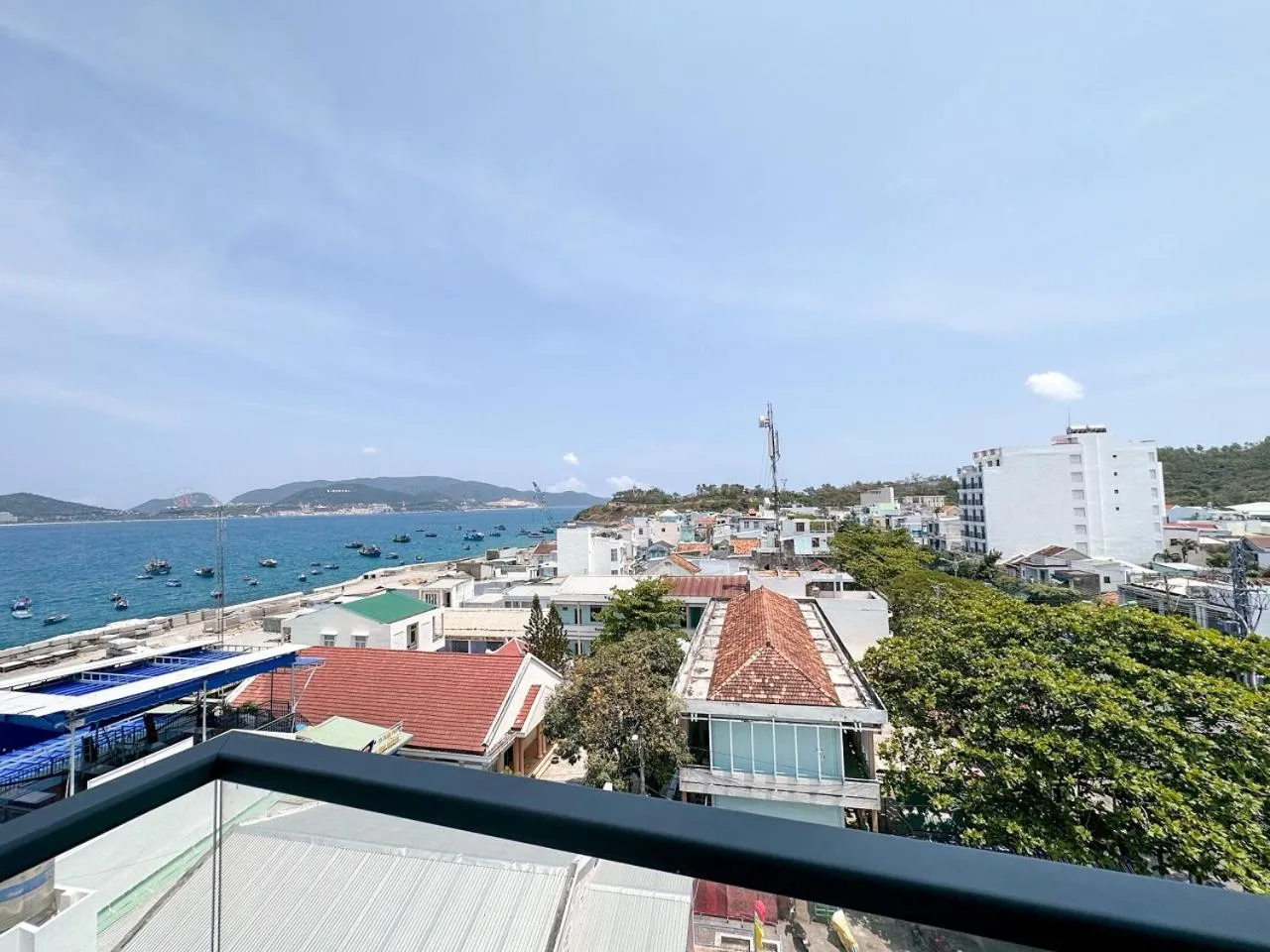 Balcony/Terrace in AQUA Seaview Hotel