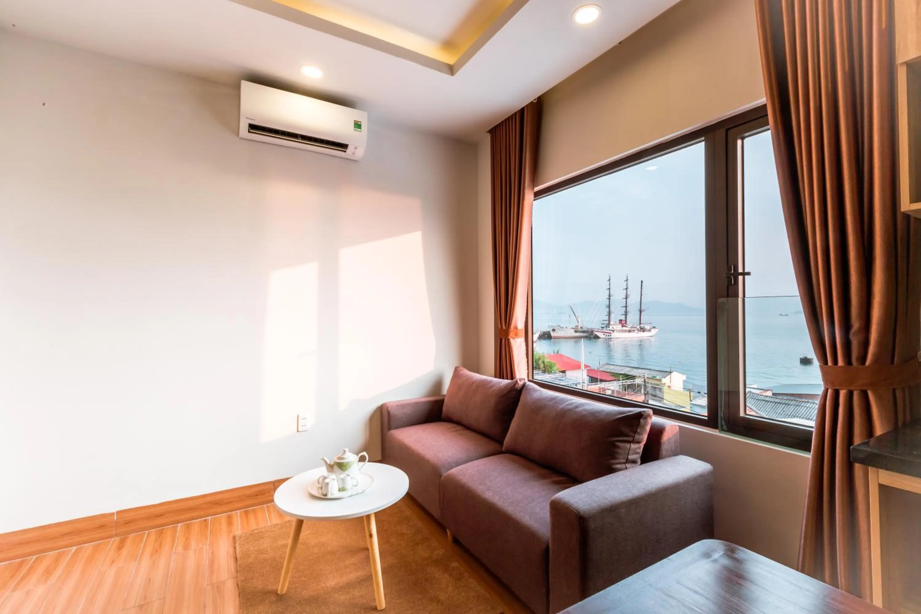 Living room in AQUA Seaview Hotel