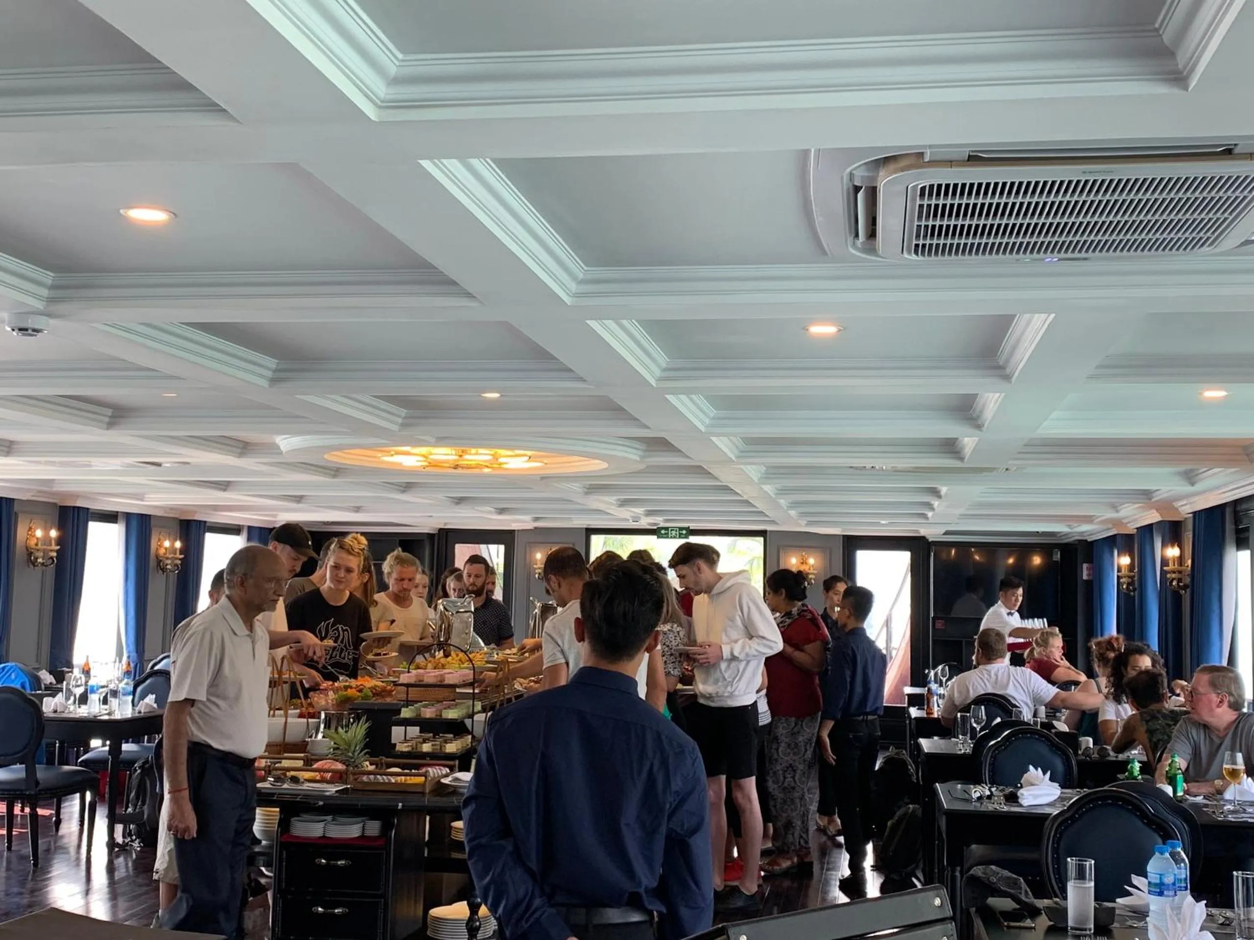 Restaurant/places to eat in Rosy Cruises