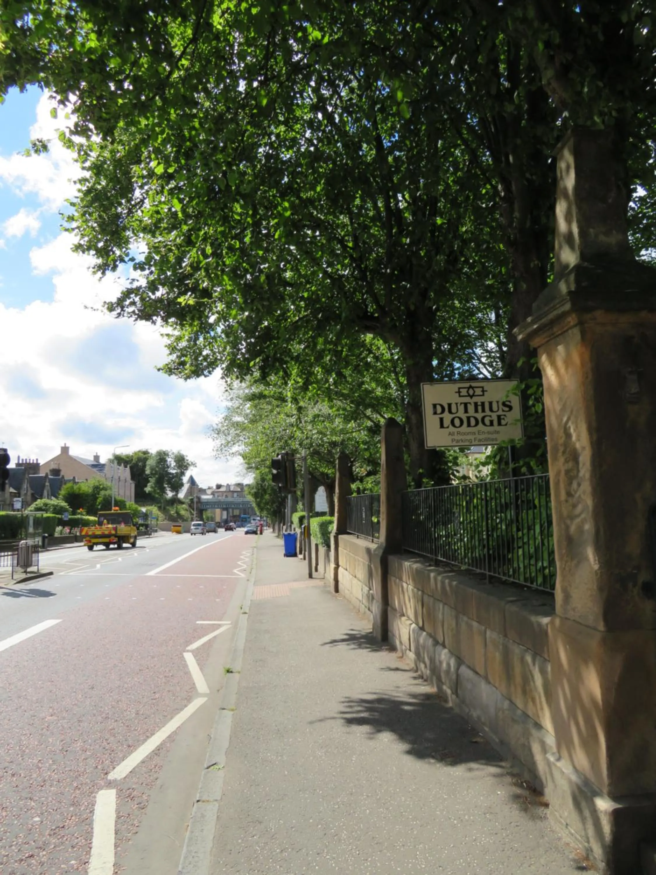 Duthus Lodge Guest House