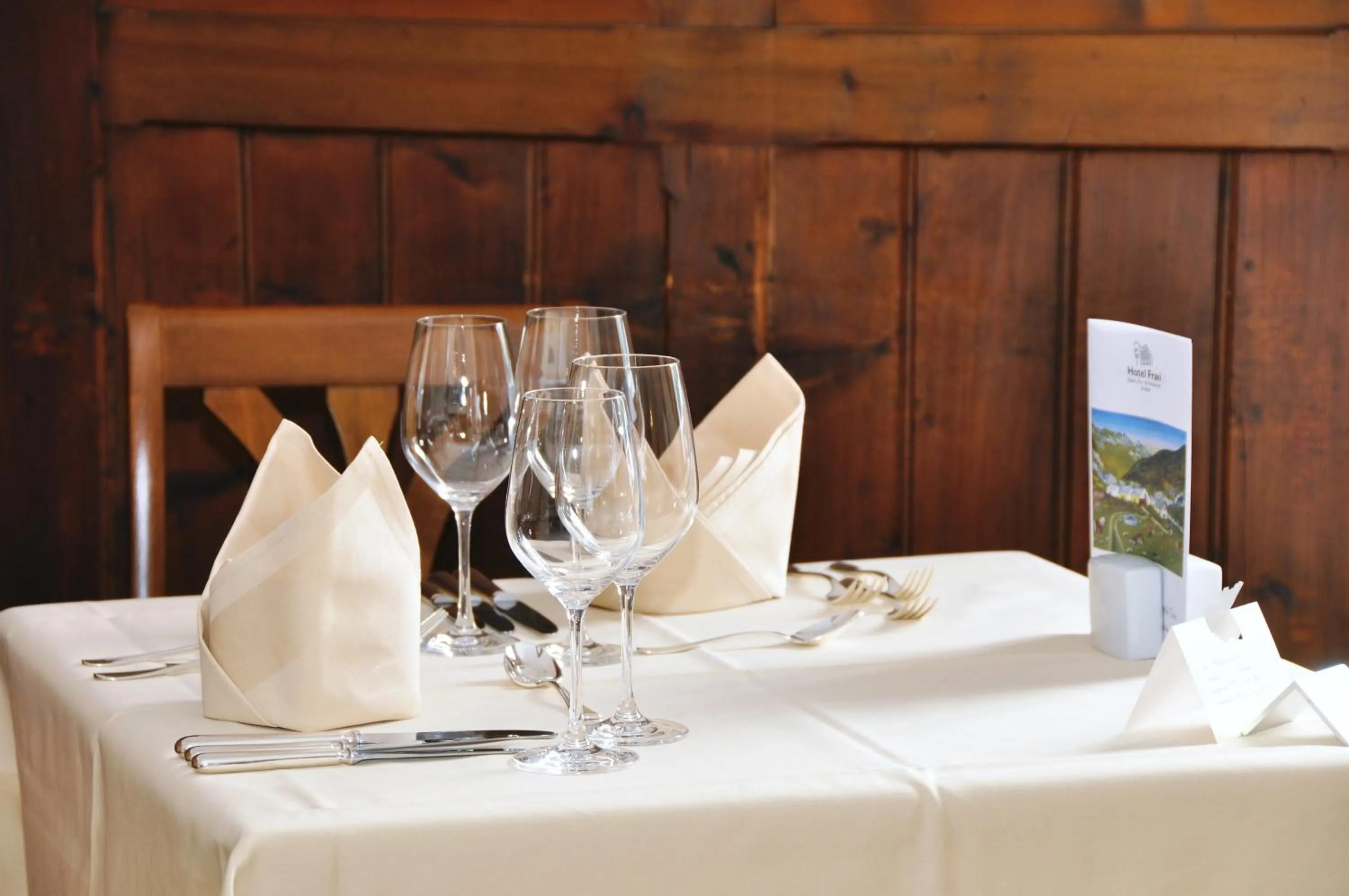 Restaurant/places to eat in Hotel Fravi