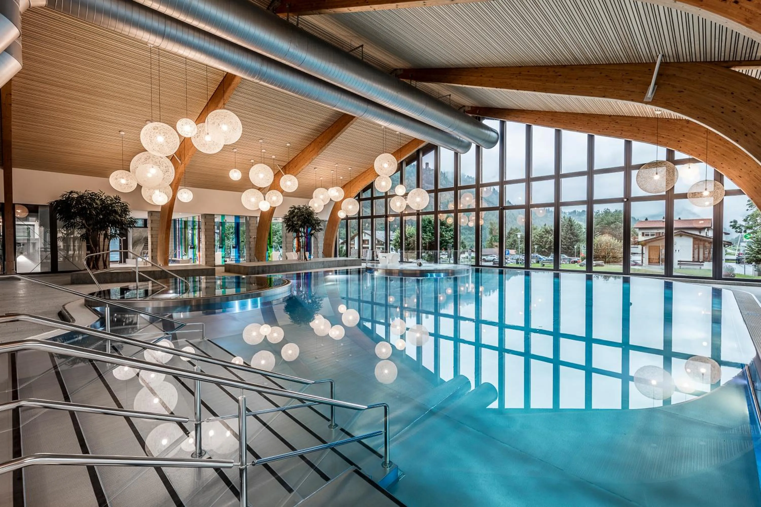 Swimming pool in Hotel Fravi