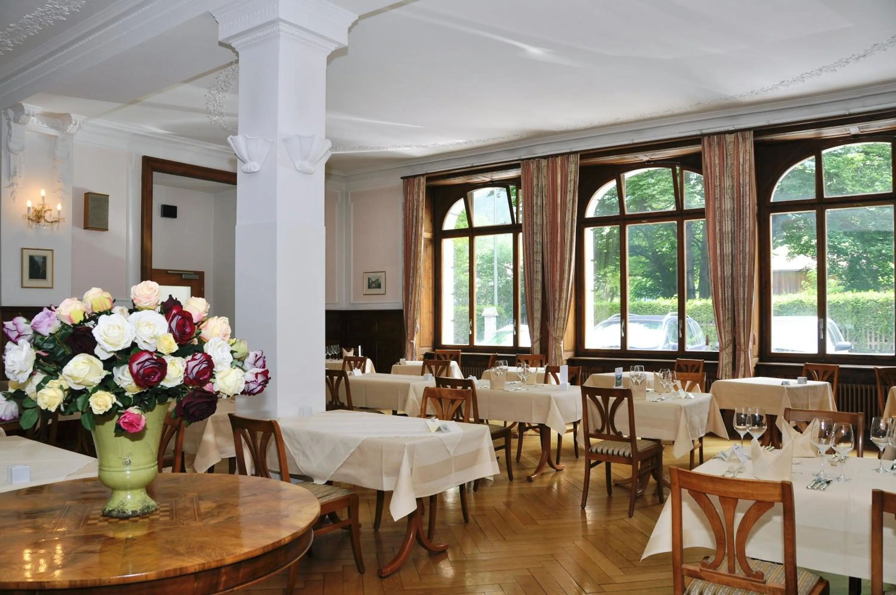 Restaurant/places to eat in Hotel Fravi