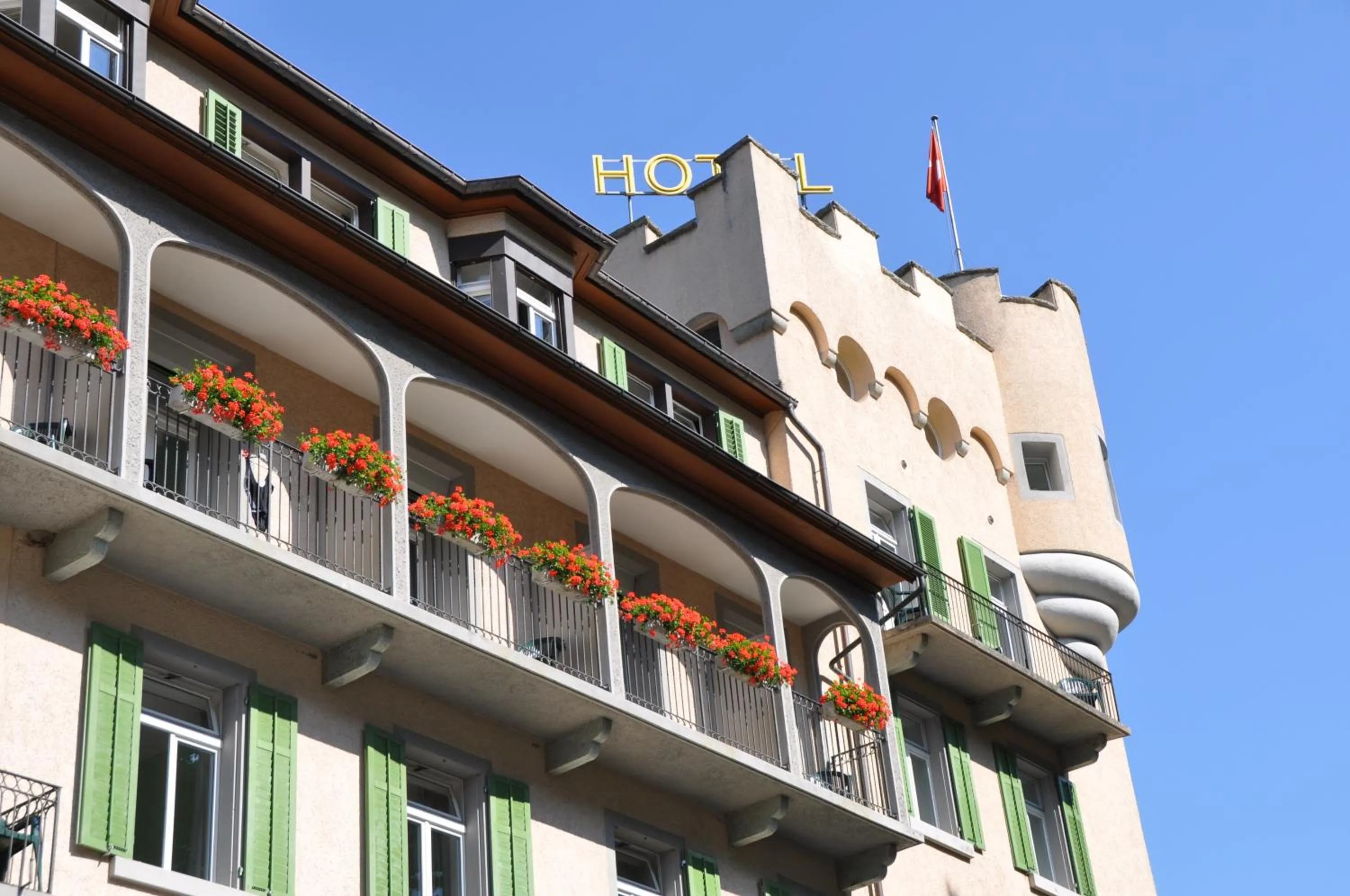 Property building in Hotel Fravi