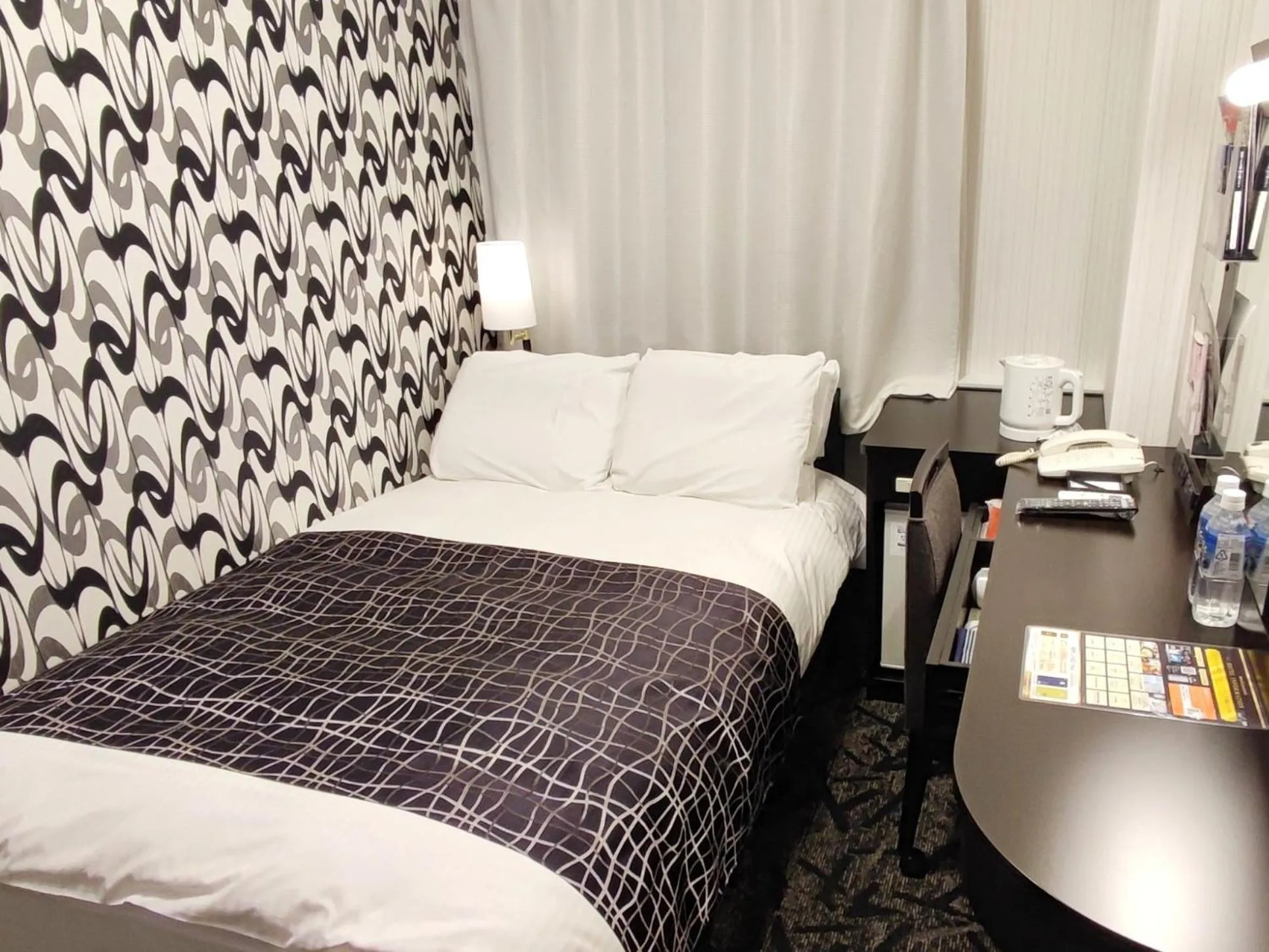 Photo of the whole room, Bed in APA Hotel Niigata