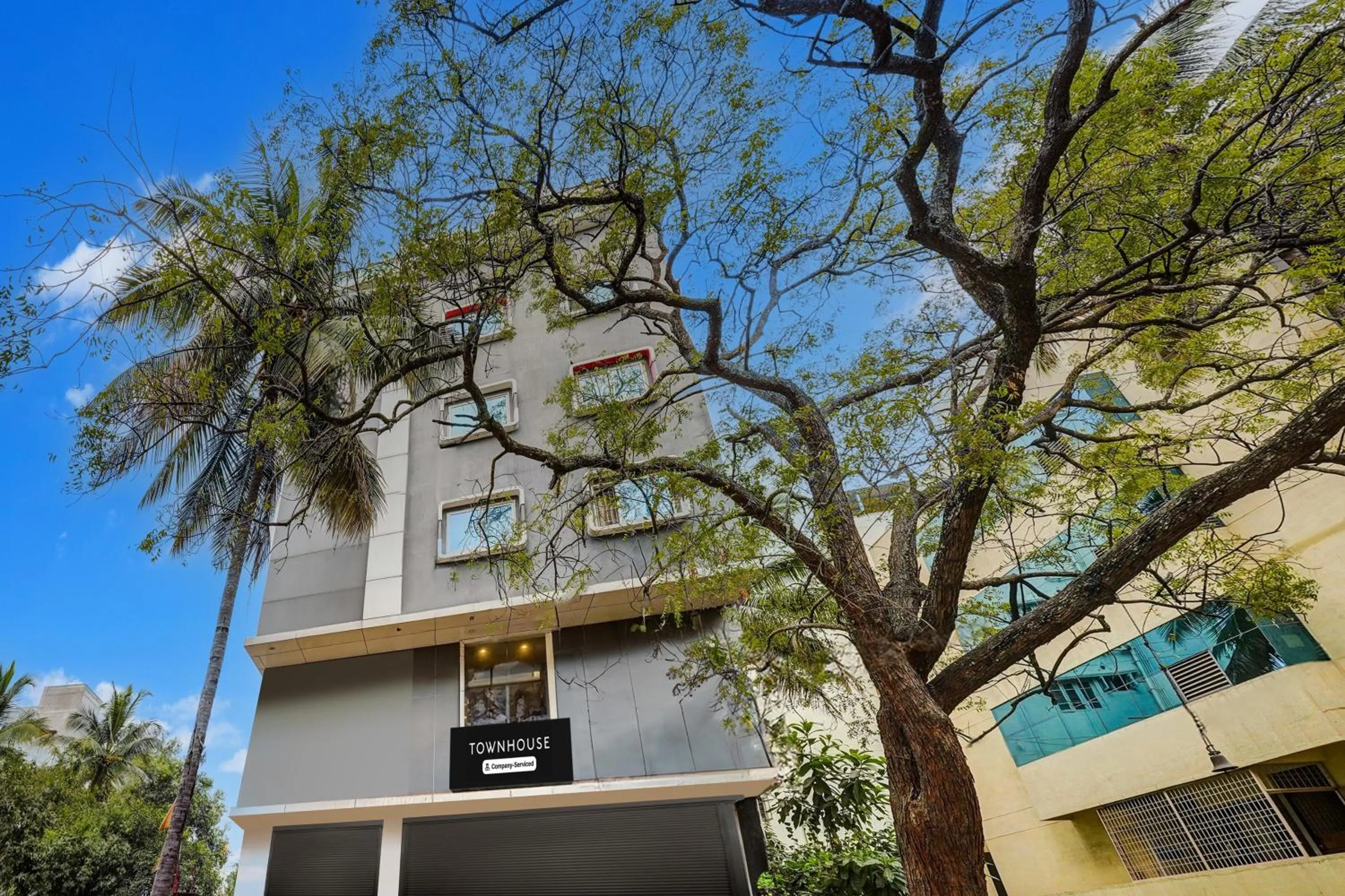 Facade/entrance in Super Townhouse RR Nagar