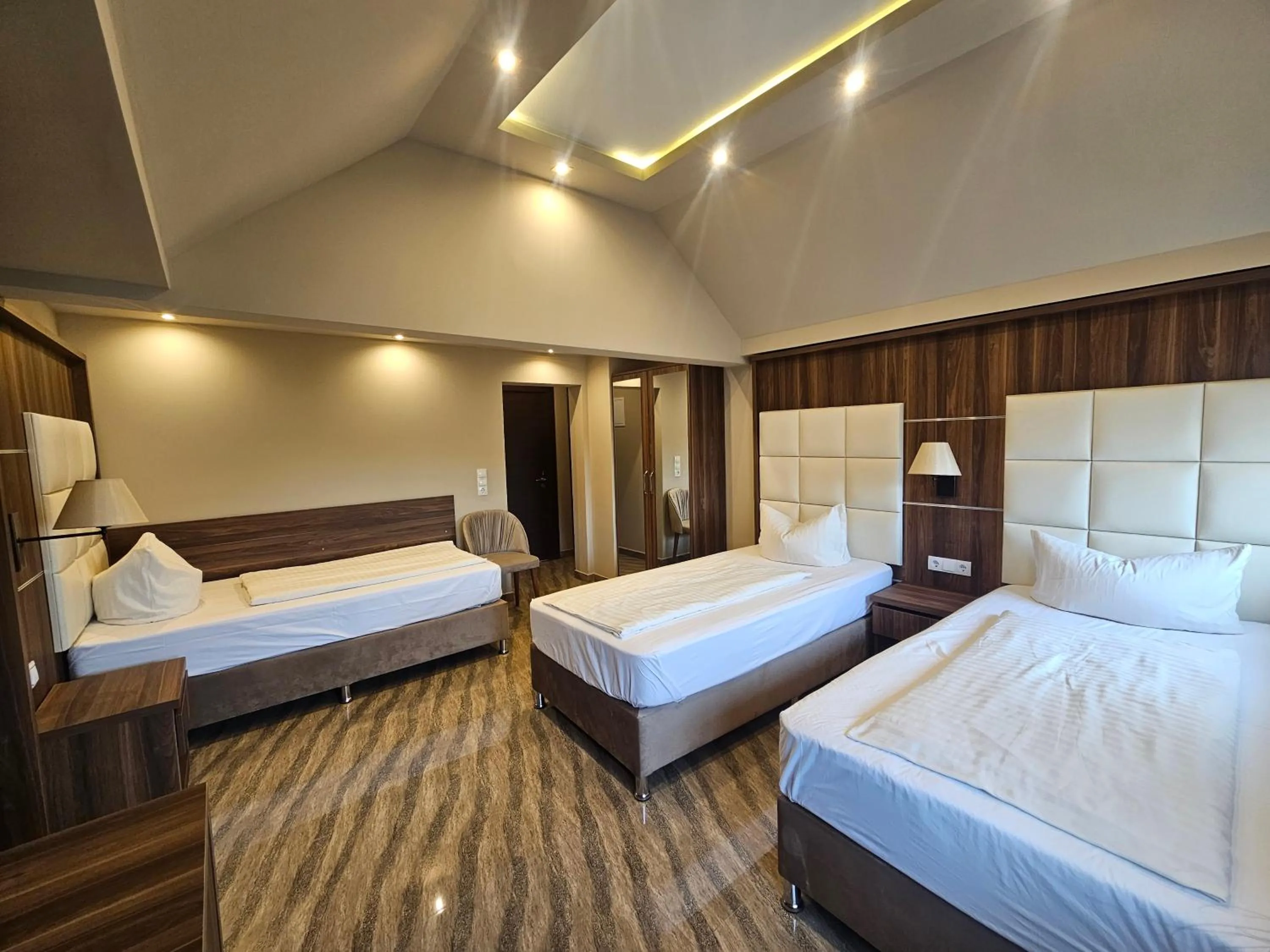 Photo of the whole room, Bed in Hotel City Faber