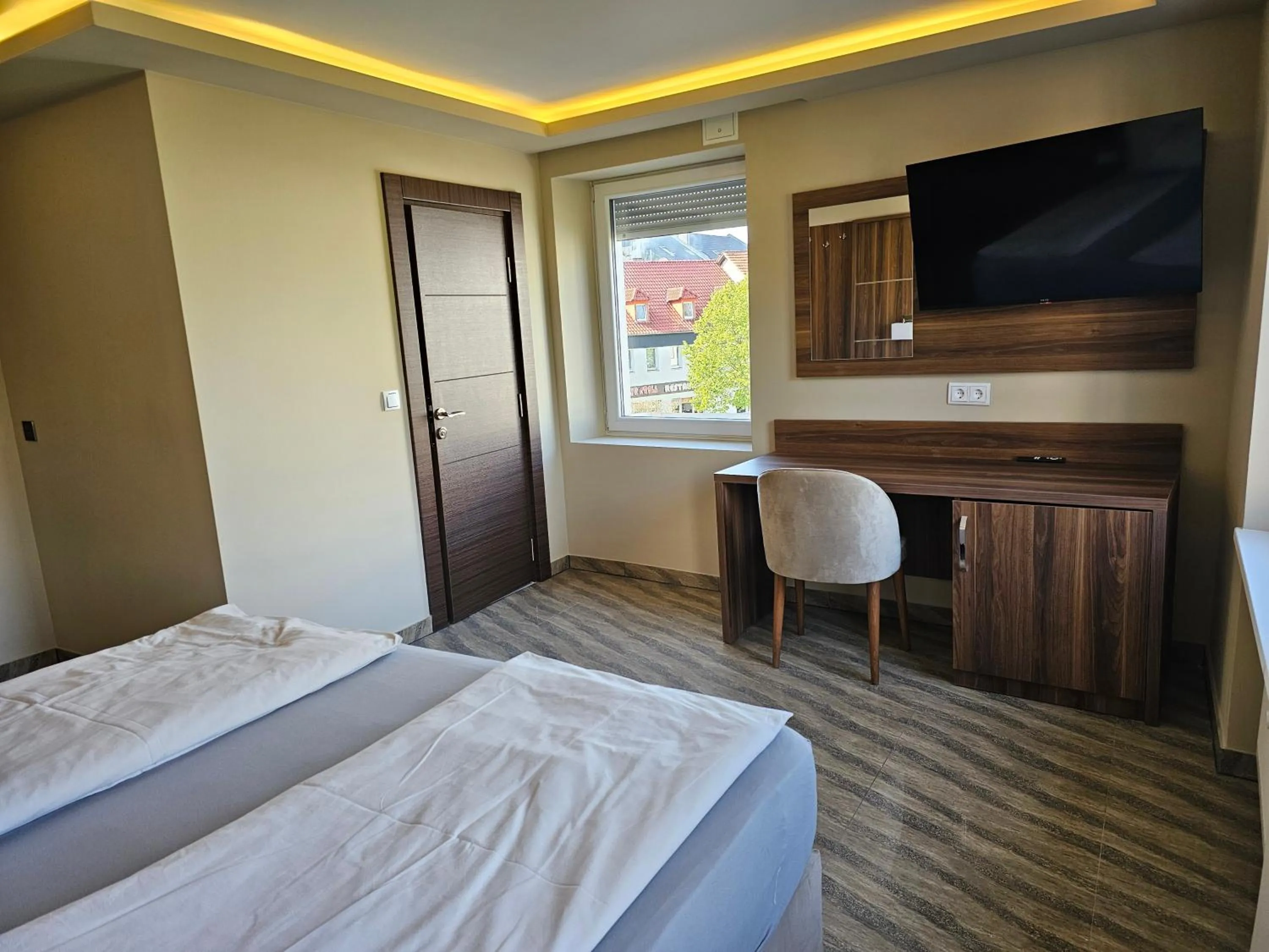 Photo of the whole room, Bed in Hotel City Faber