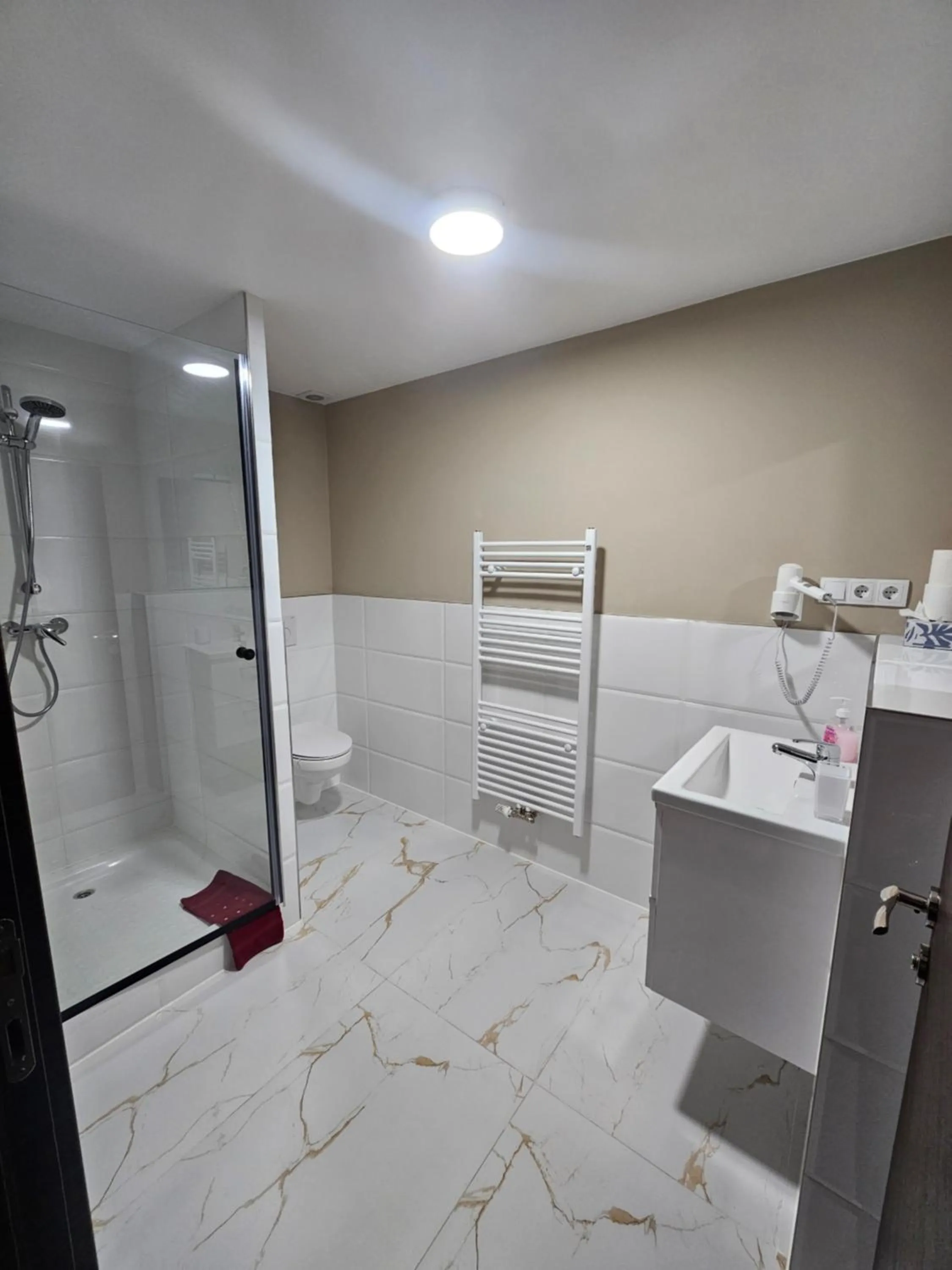 Bathroom in Hotel City Faber