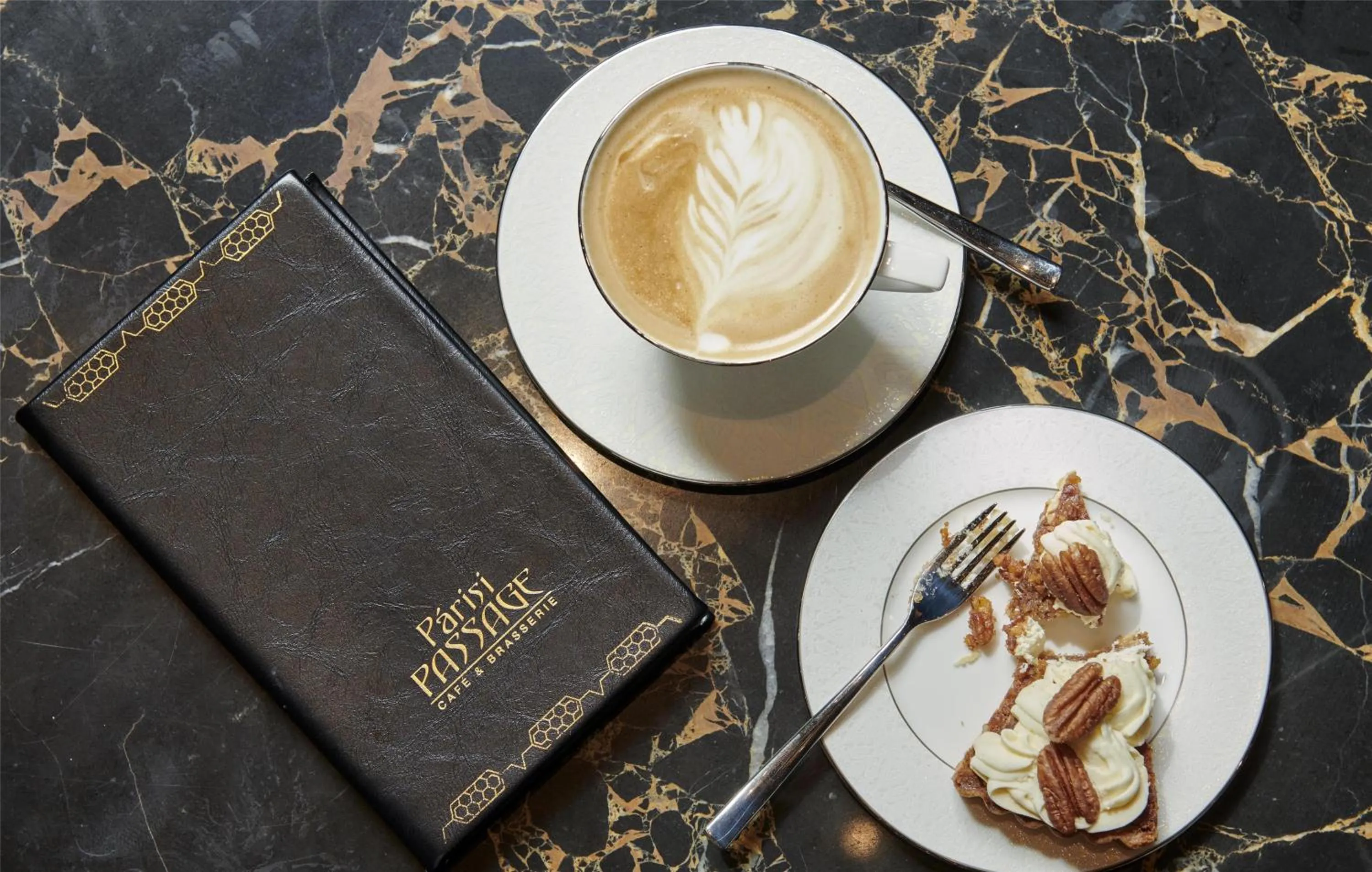 Restaurant/places to eat in Párisi Udvar Hotel Budapest, part of Hyatt