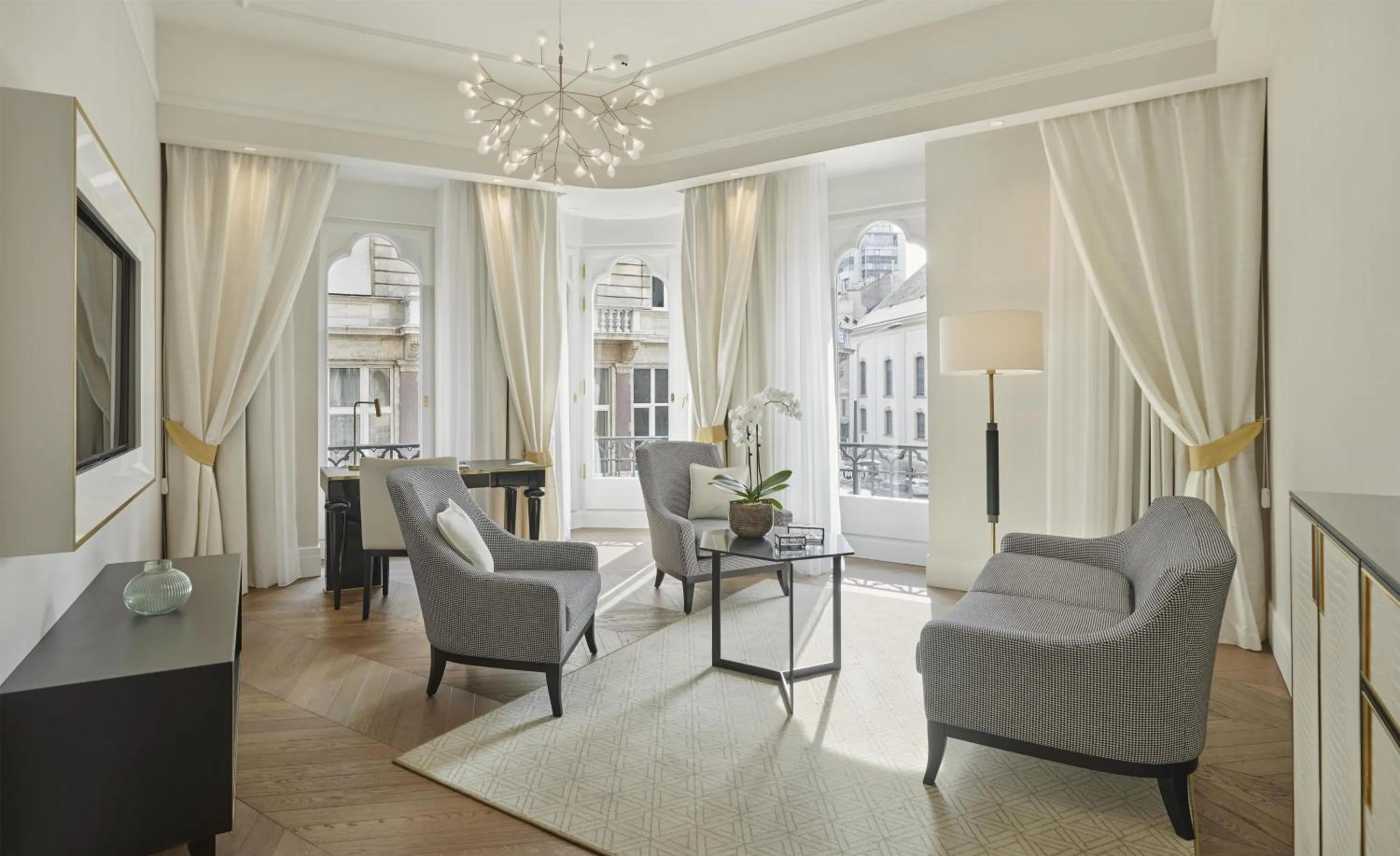 Photo of the whole room in Párisi Udvar Hotel Budapest, part of Hyatt