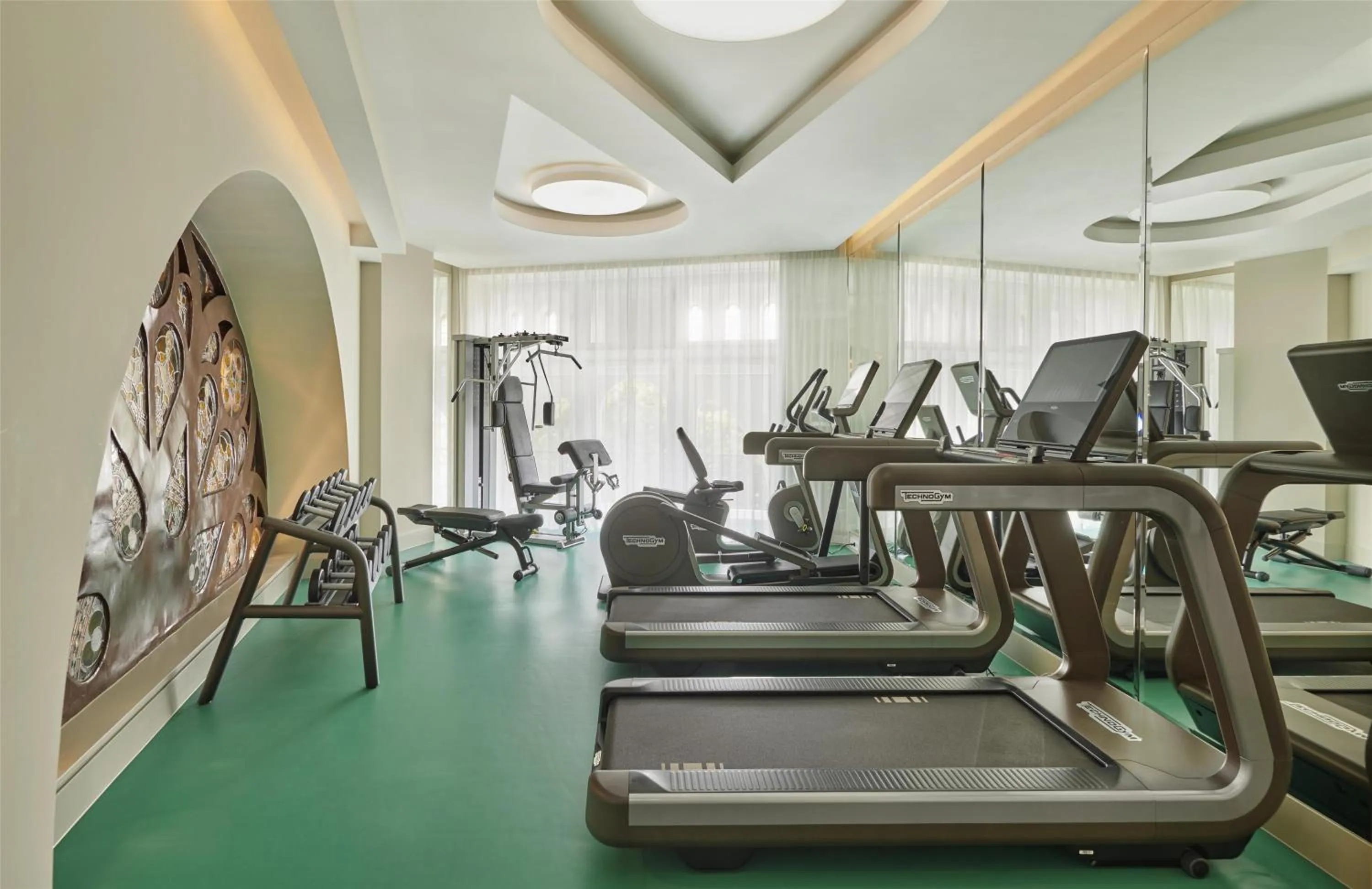 Fitness centre/facilities in Párisi Udvar Hotel Budapest, part of Hyatt