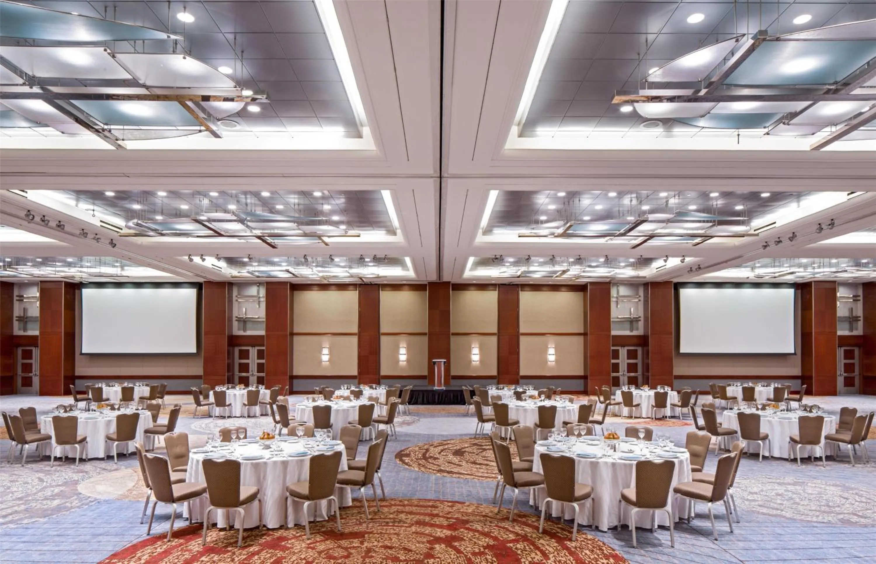 Lobby or reception in Párisi Udvar Hotel Budapest, part of Hyatt