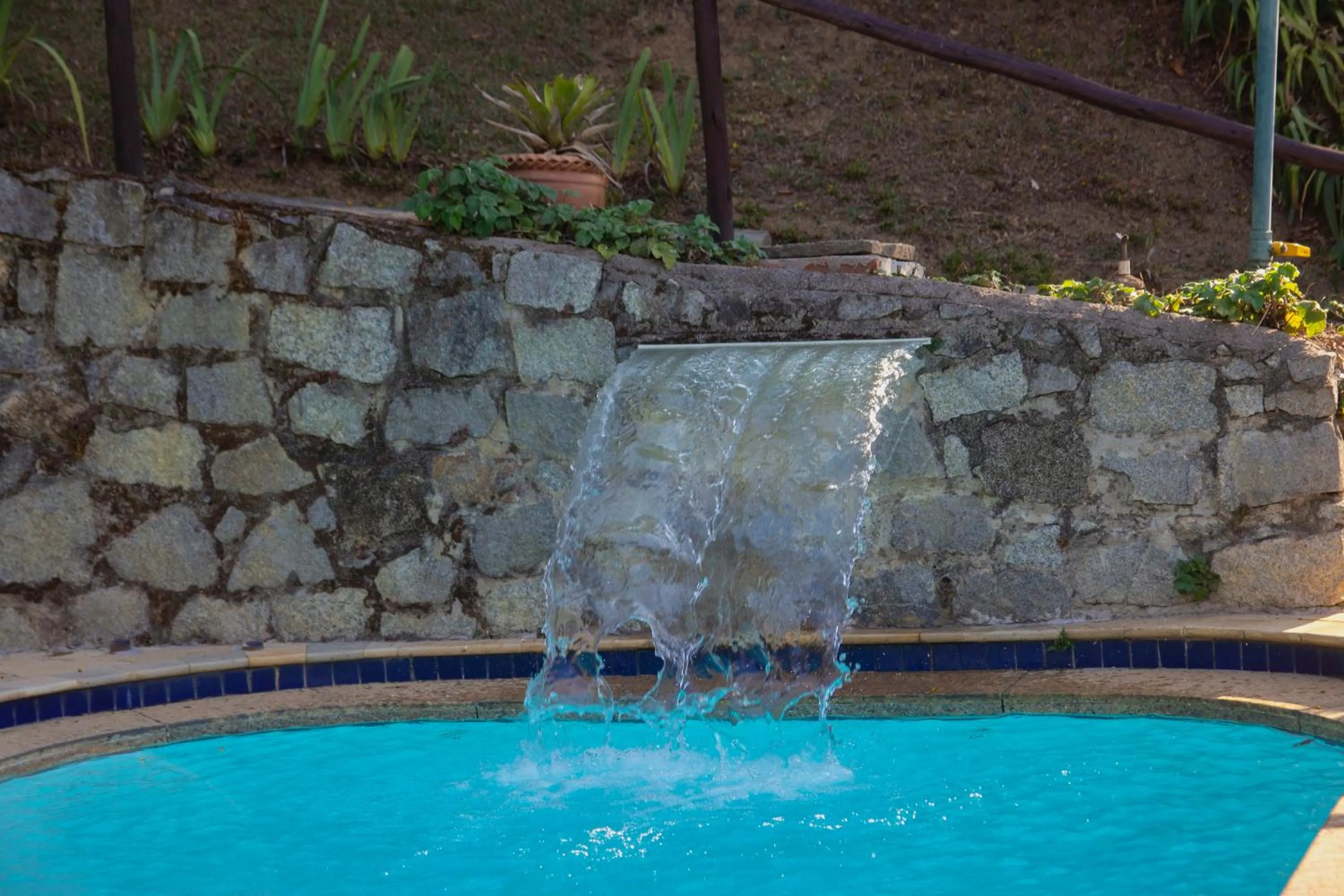 Swimming pool in Pousada Moriá