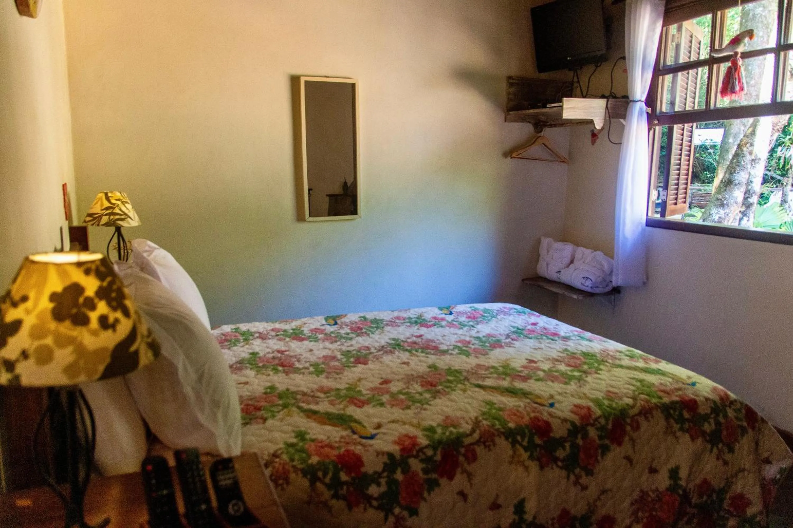 TV and multimedia, Bed in Pousada Moriá