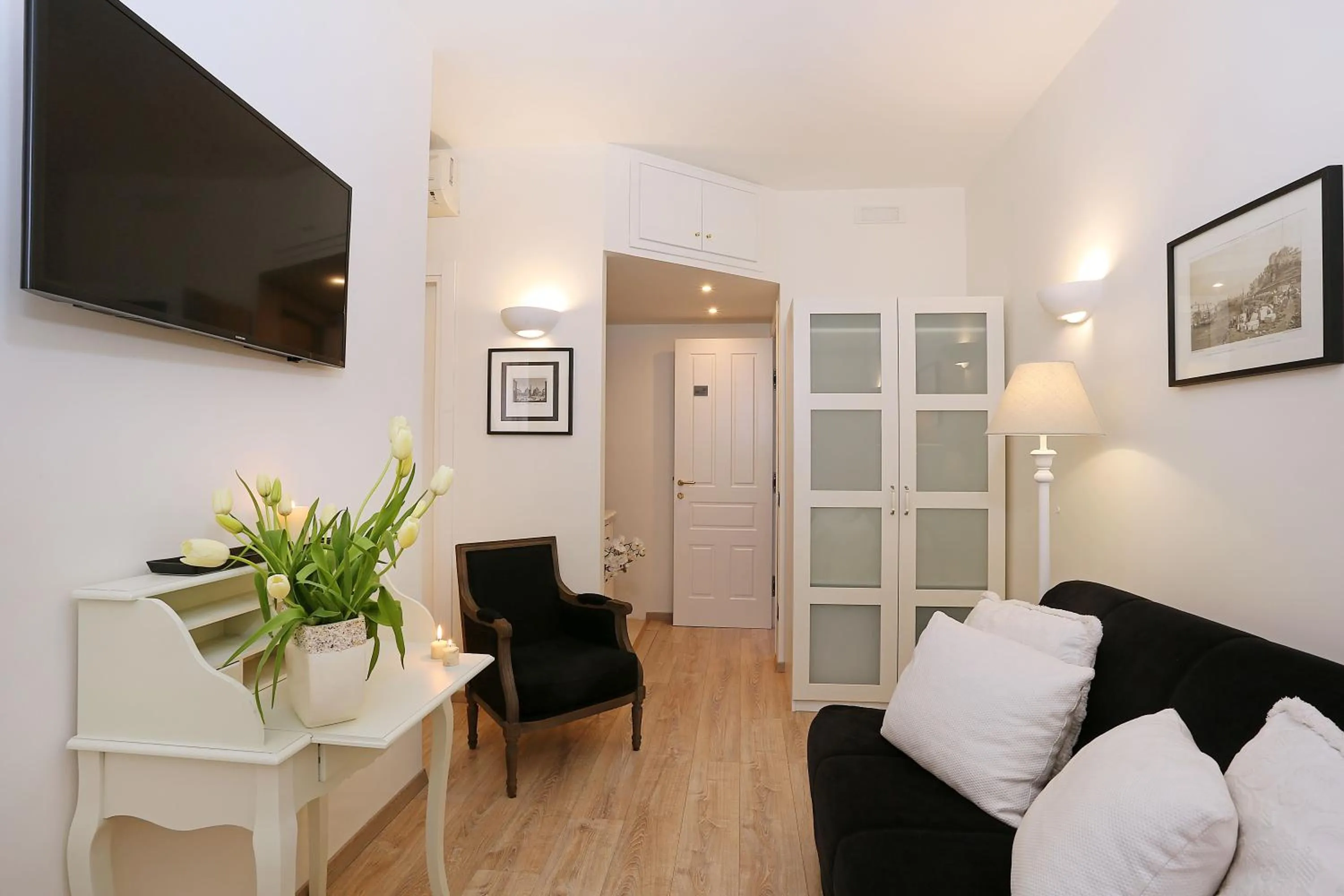 Bedroom in Daplace - HQH Colosseo