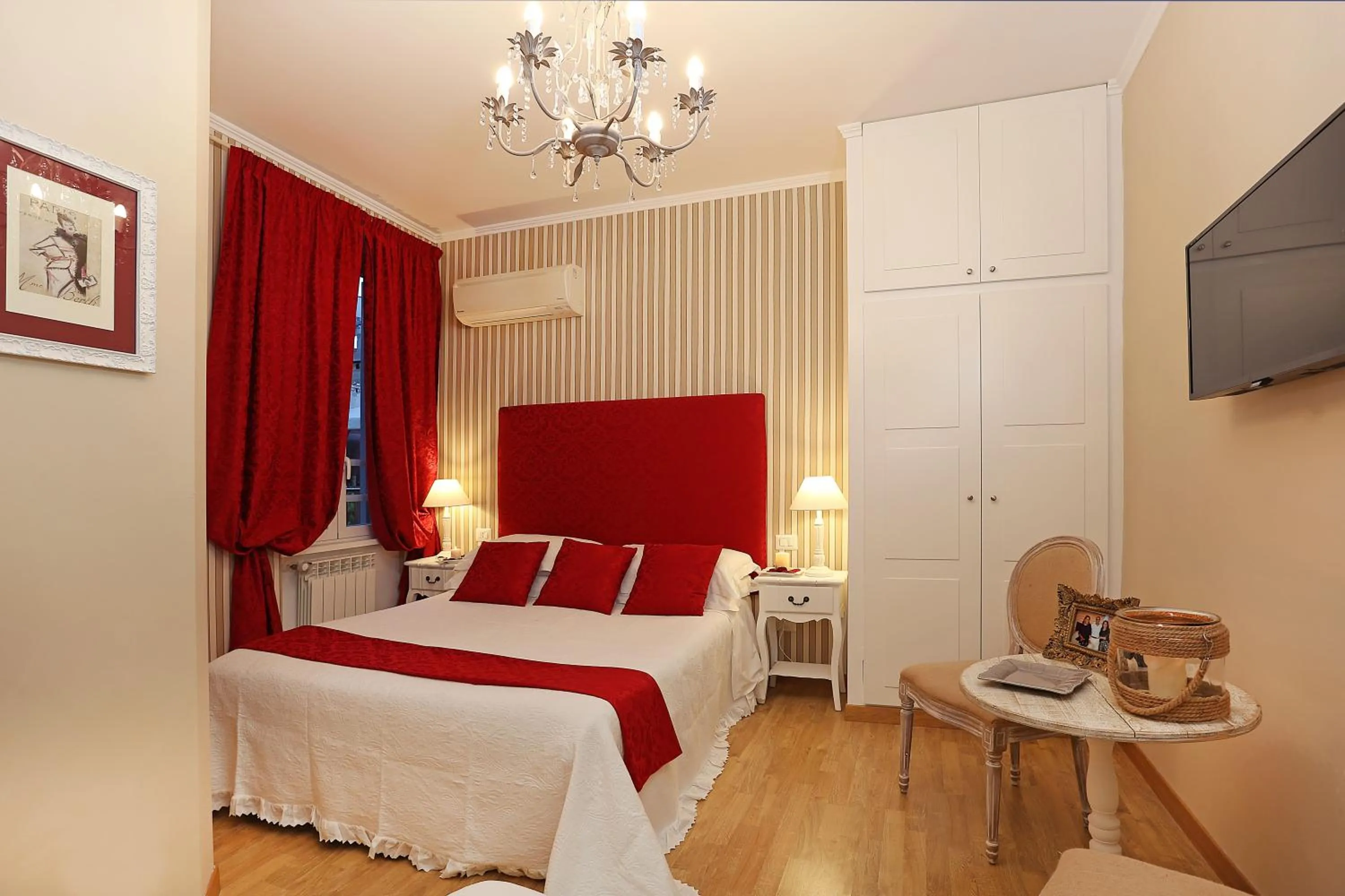Bedroom, Bed in Daplace - HQH Colosseo