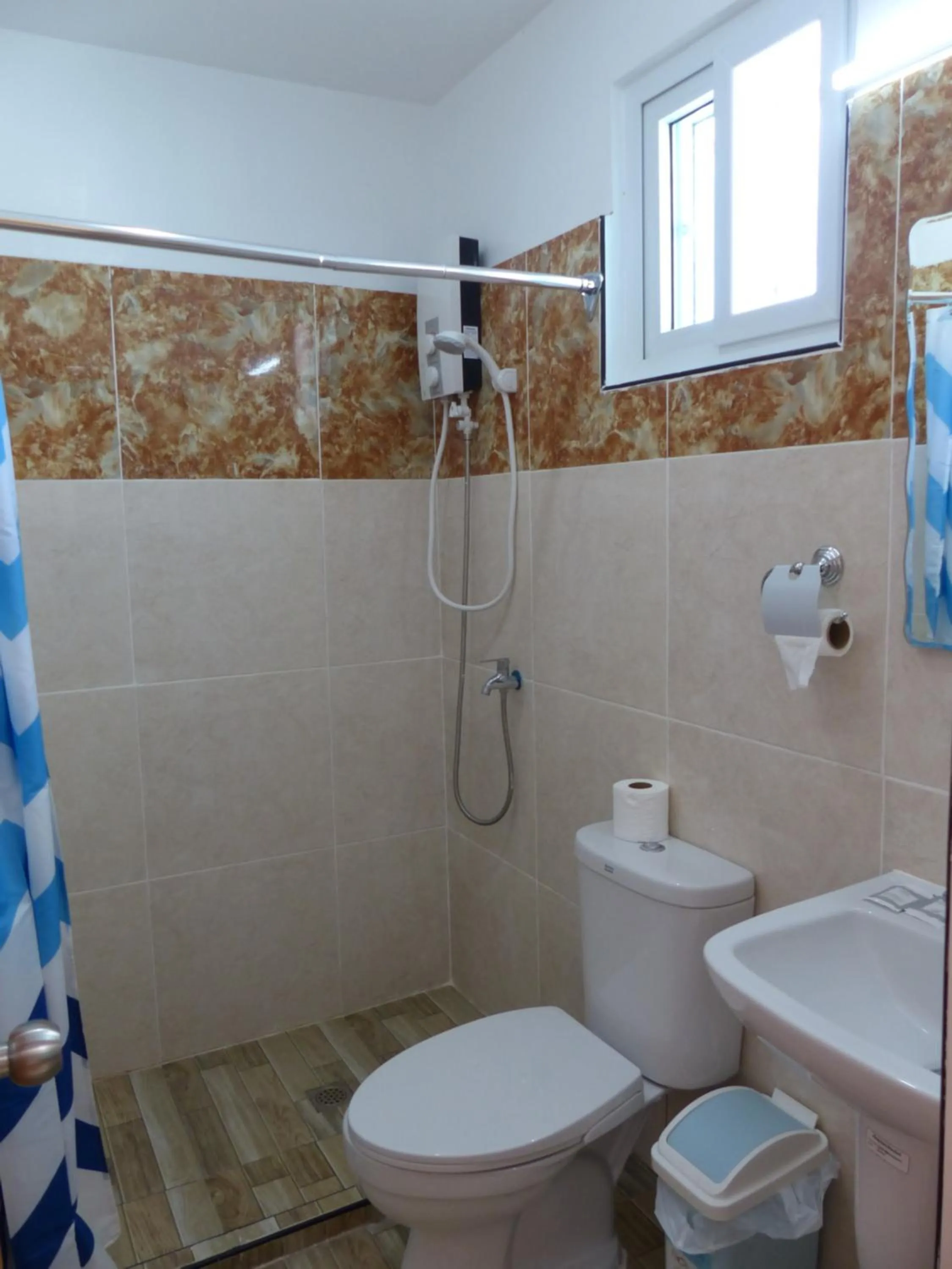 Bathroom in Beyond Island