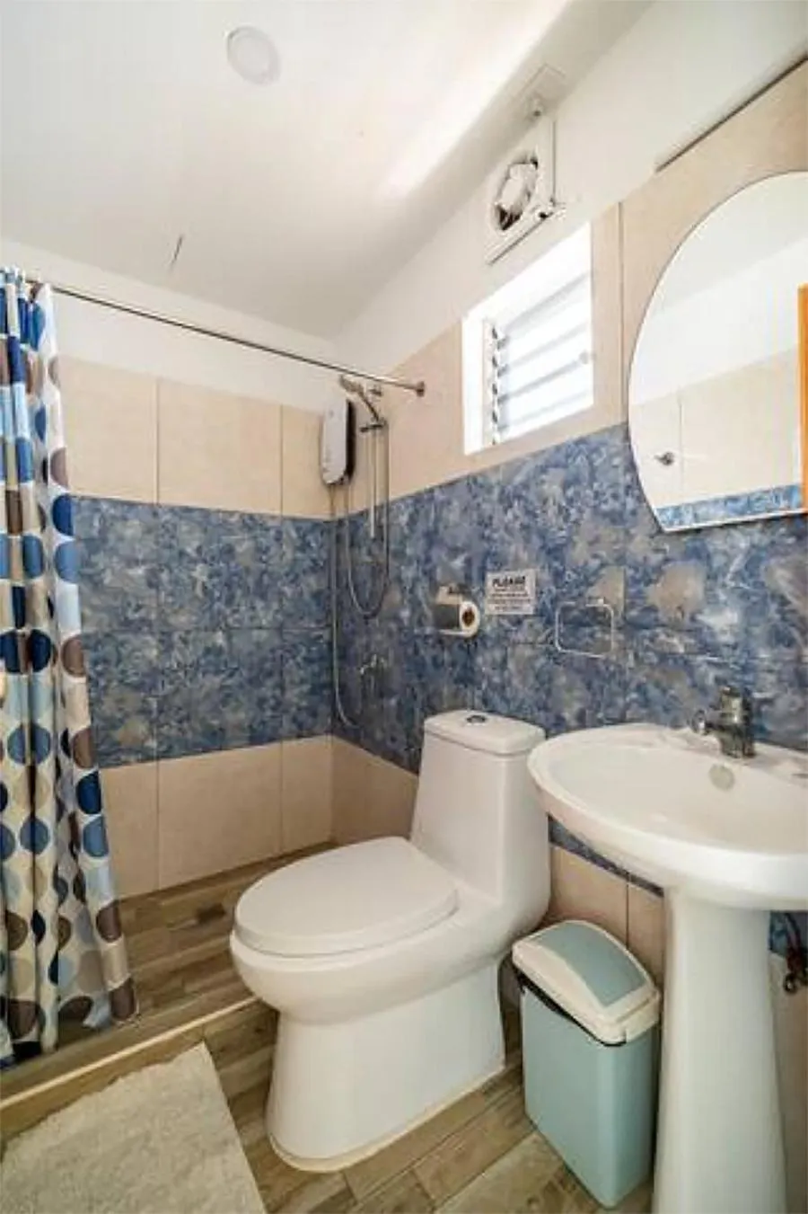 Bathroom in Beyond Island