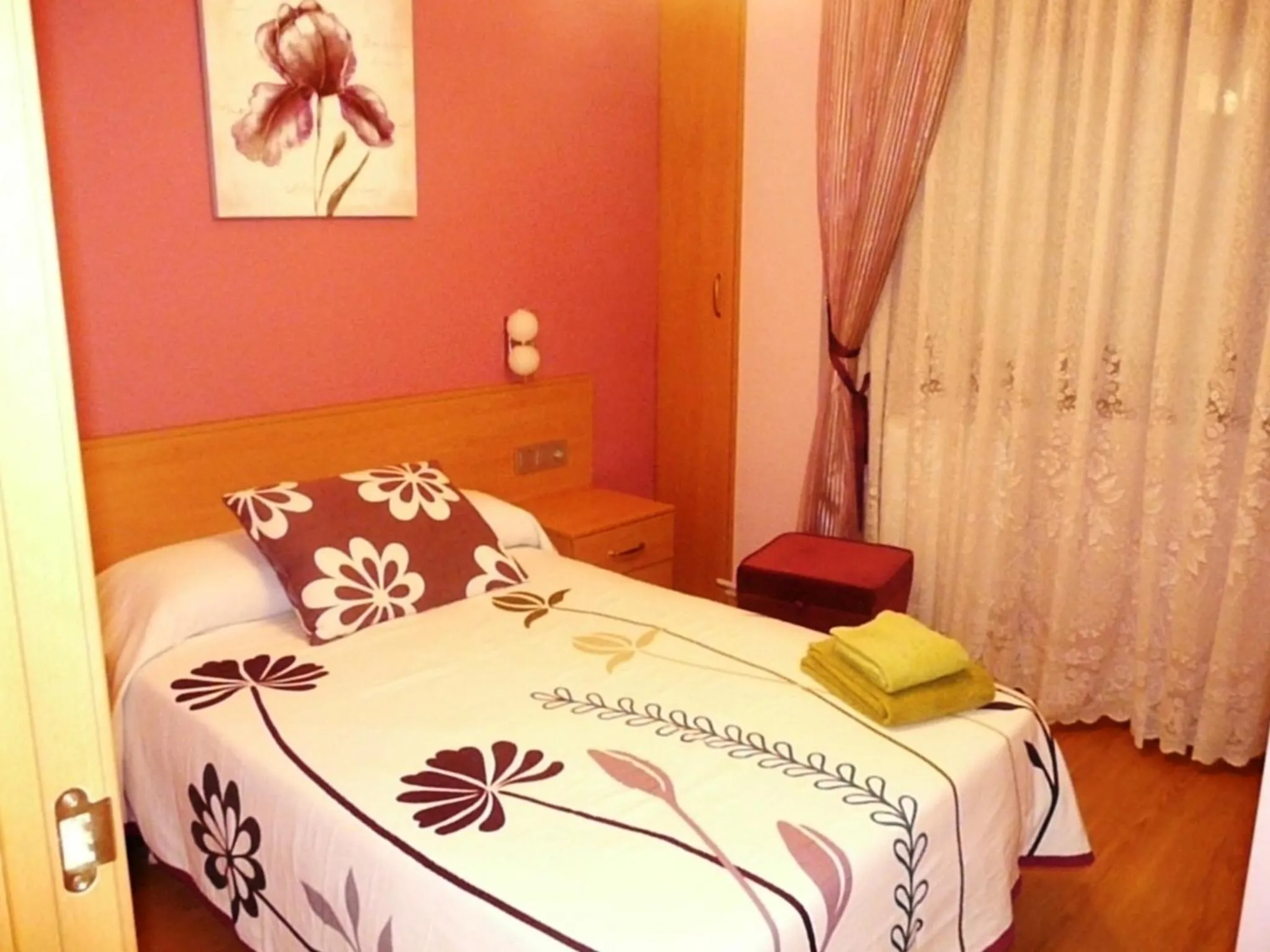 Bedroom, Bed in Apartamento Turístico Guara Casa Castro