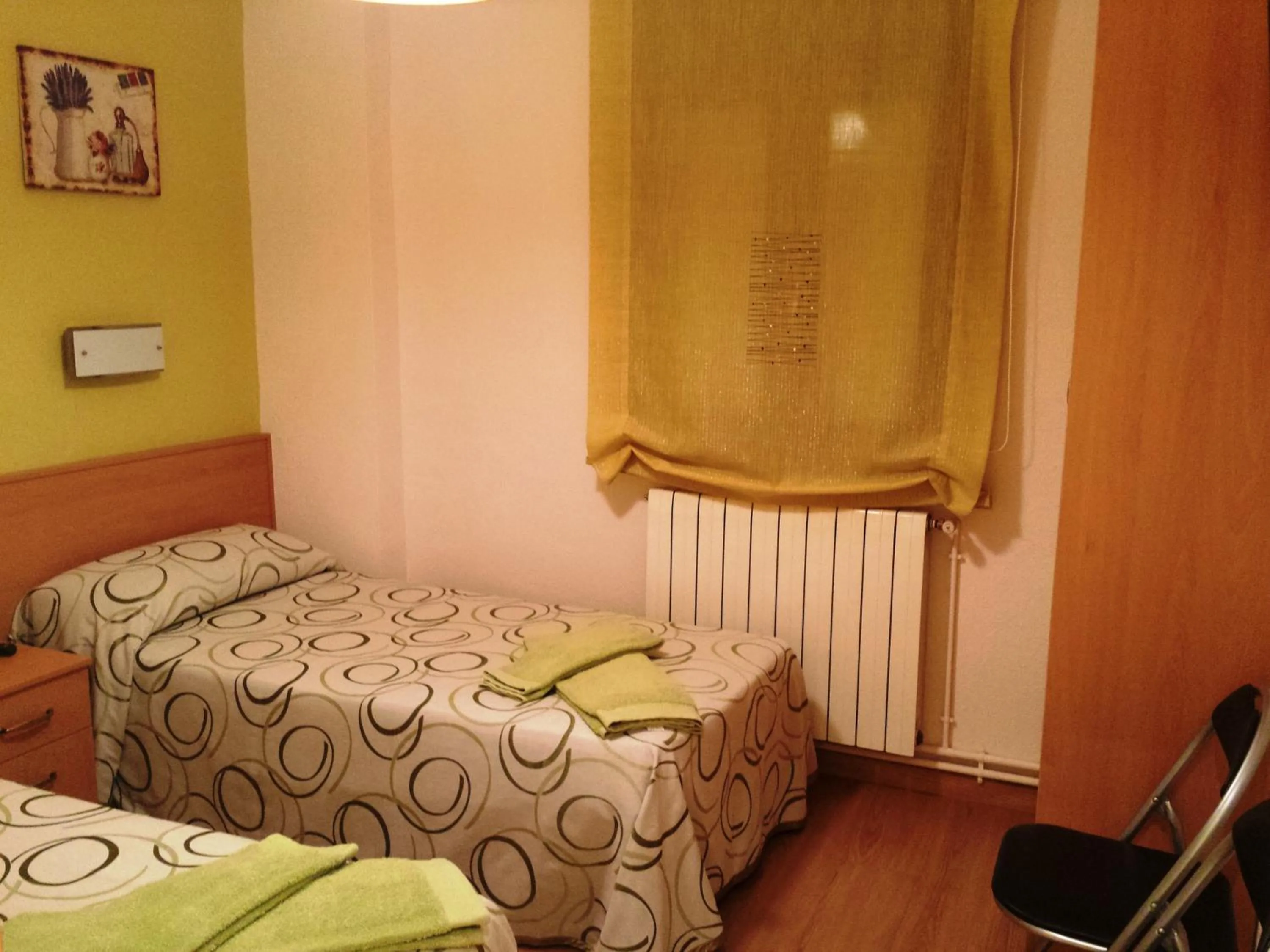 Bedroom, Bed in Apartamento Turístico Guara Casa Castro