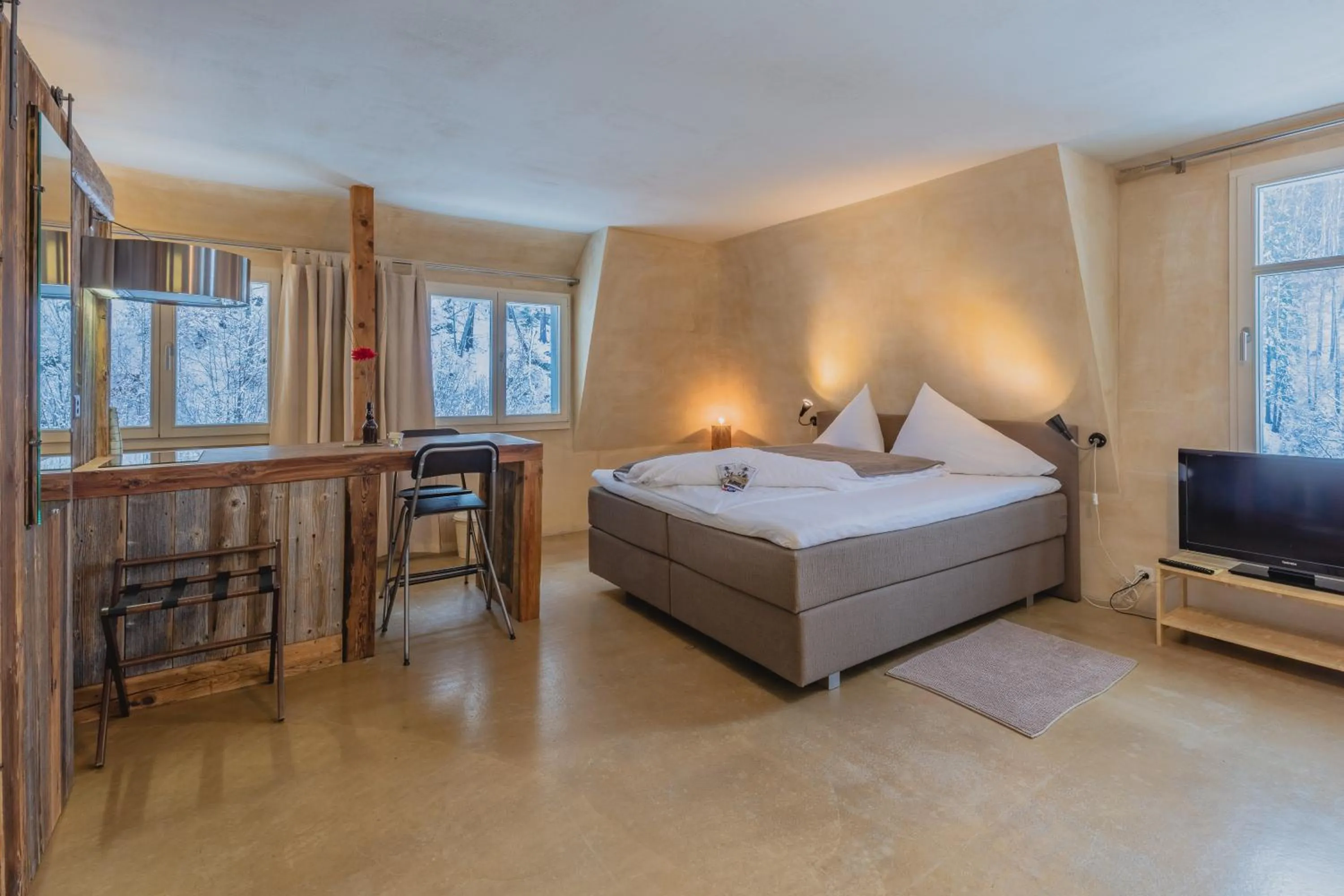 Photo of the whole room, Bed in Apart Hotel Wetterhorn