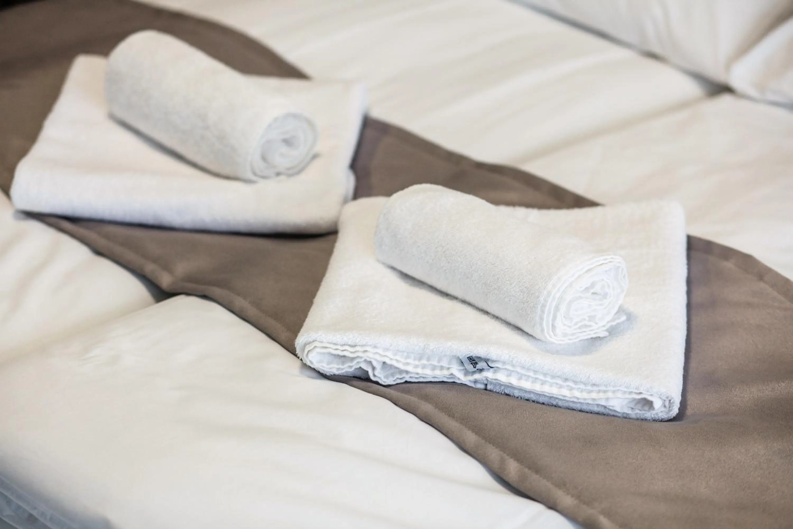 Bedroom, Bed in Berill Suites