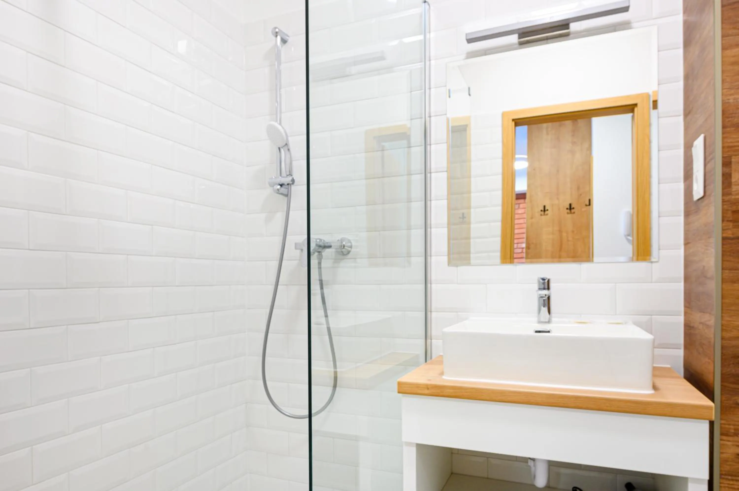 Shower in Berill Suites