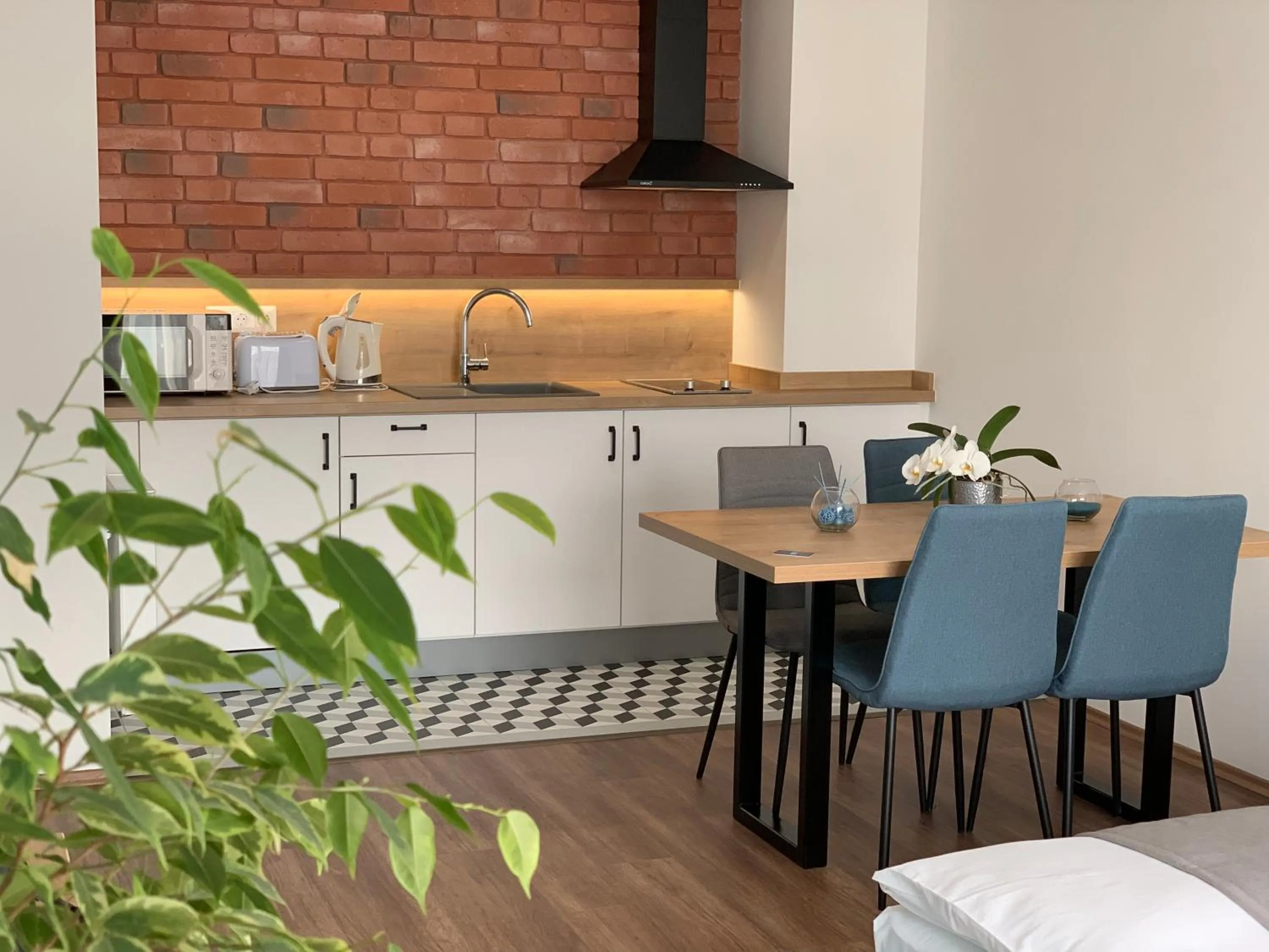 Kitchen or kitchenette in Berill Suites