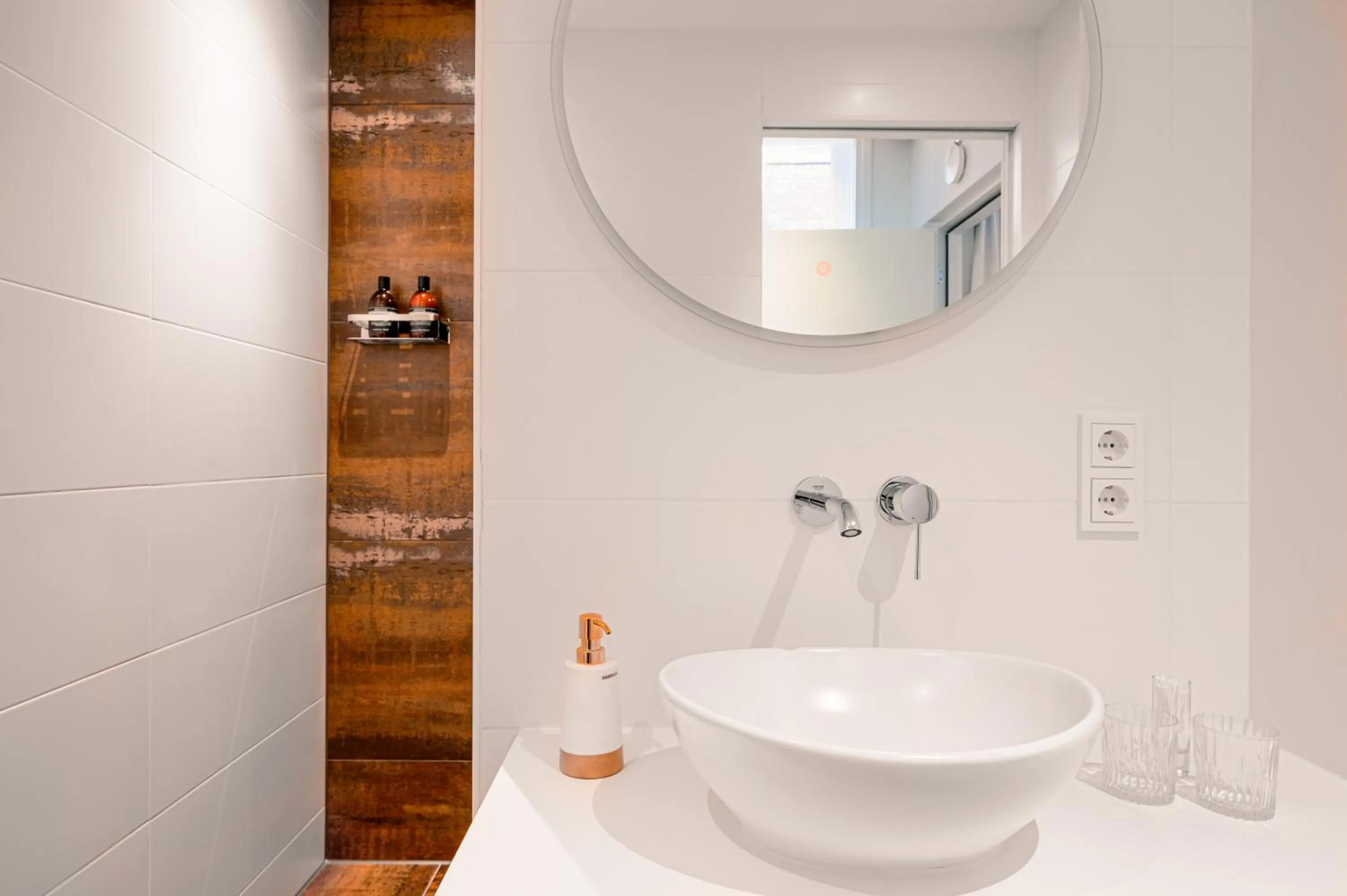 Bathroom in B&B Gracht 62