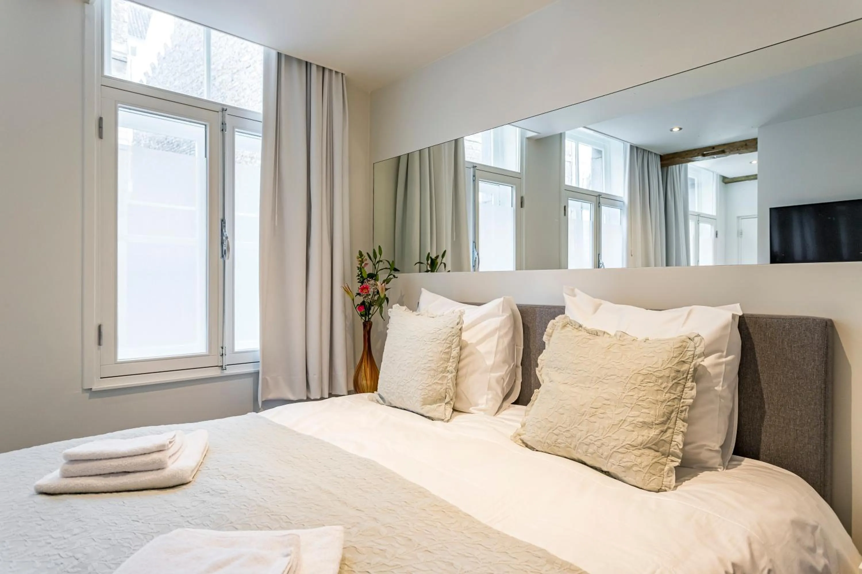 Guests, Bed in B&B Gracht 62