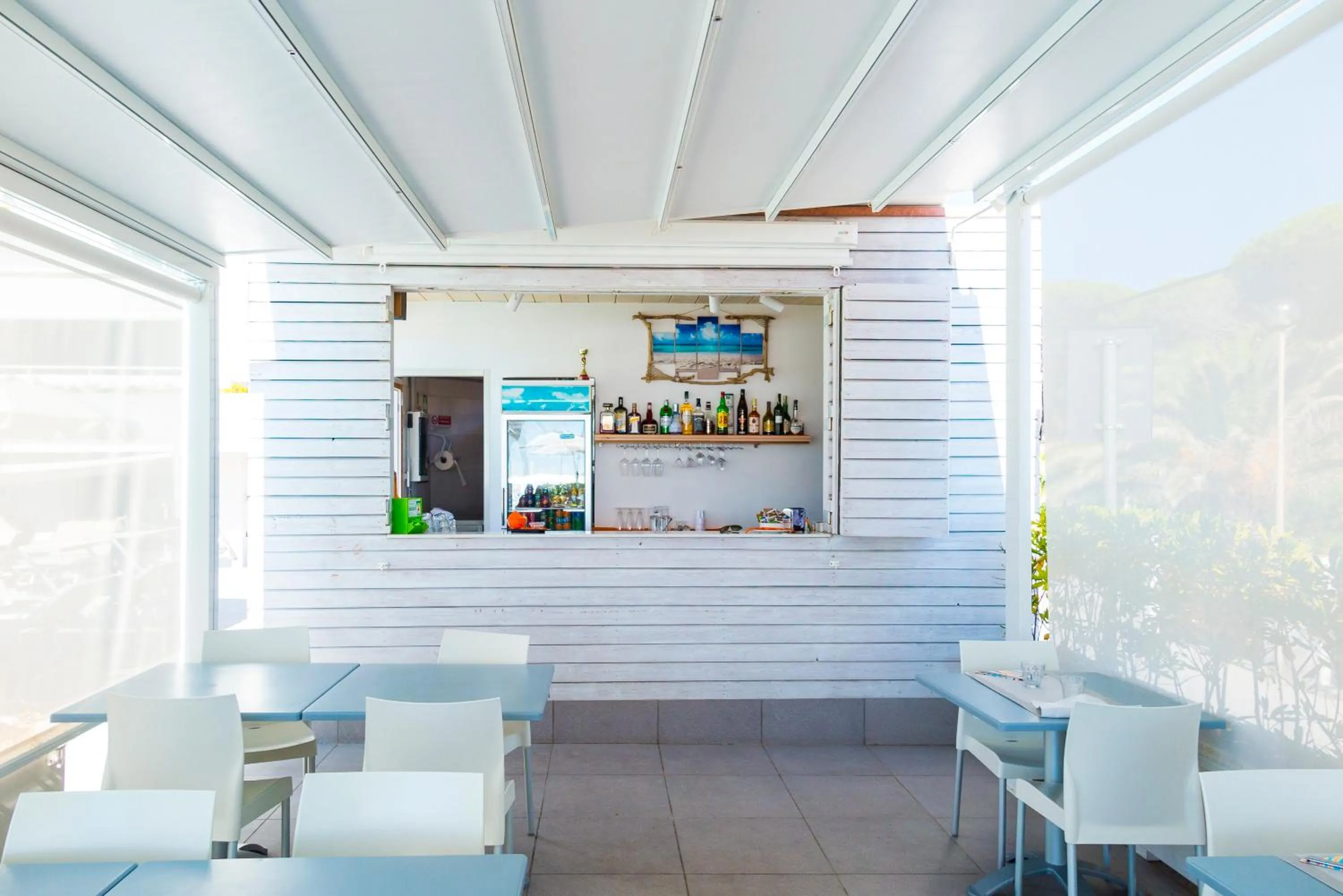 Restaurant/places to eat in Hotel Montecristo