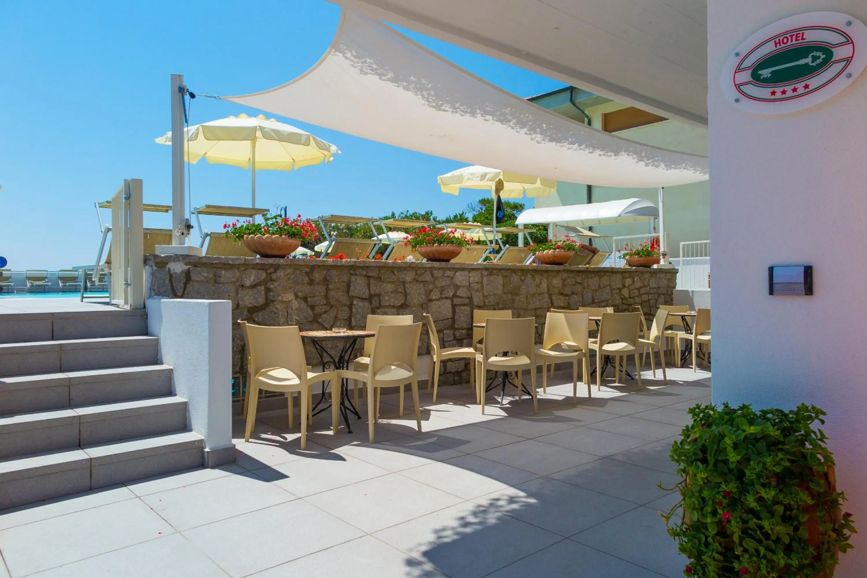 Day in Hotel Montecristo