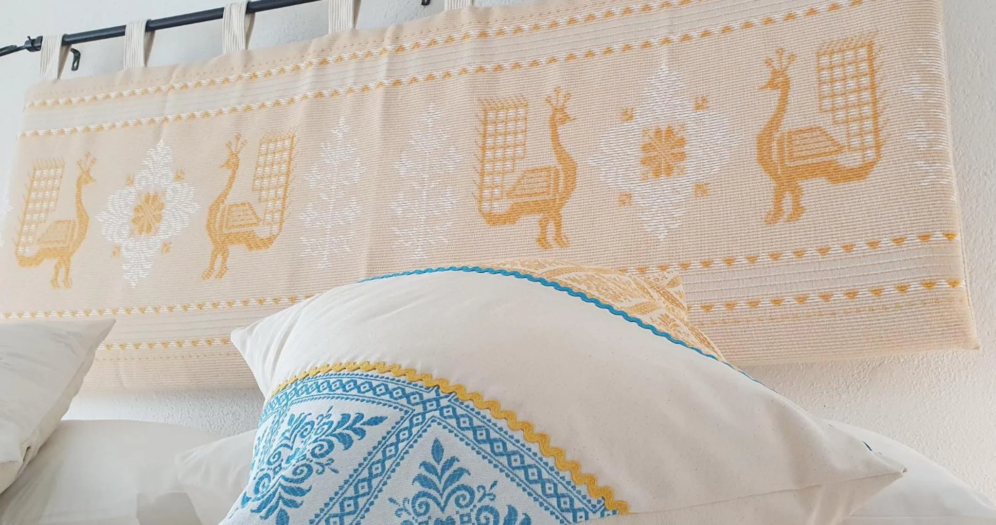 Decorative detail, Bed in Affittacamere Le Ginestre