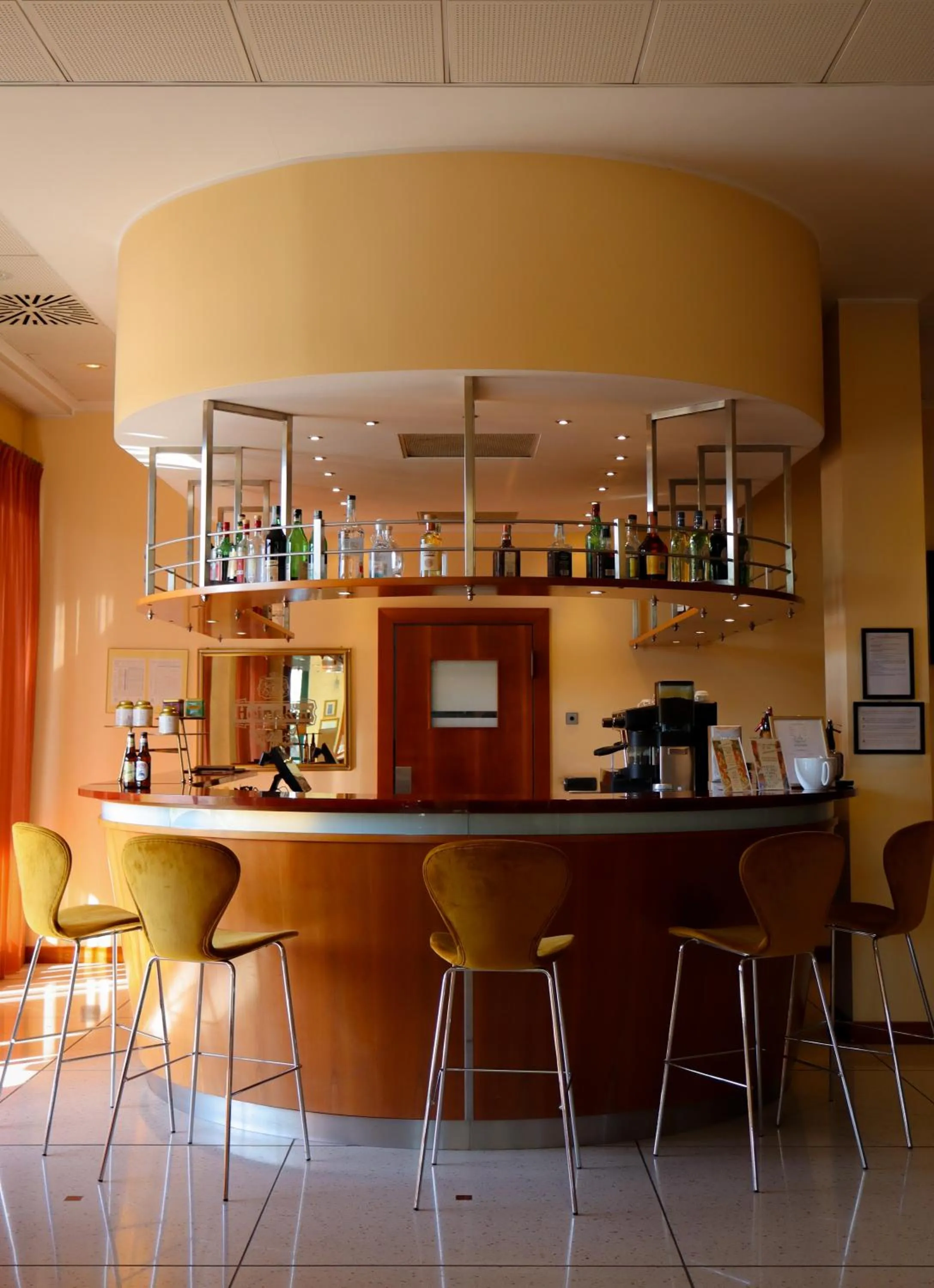 Lounge or bar in Monica Hotel Fiera