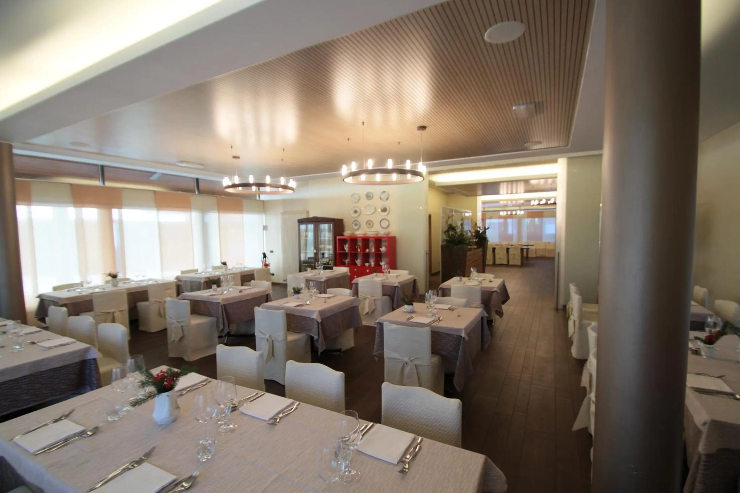 Banquet/Function facilities in Monica Hotel Fiera