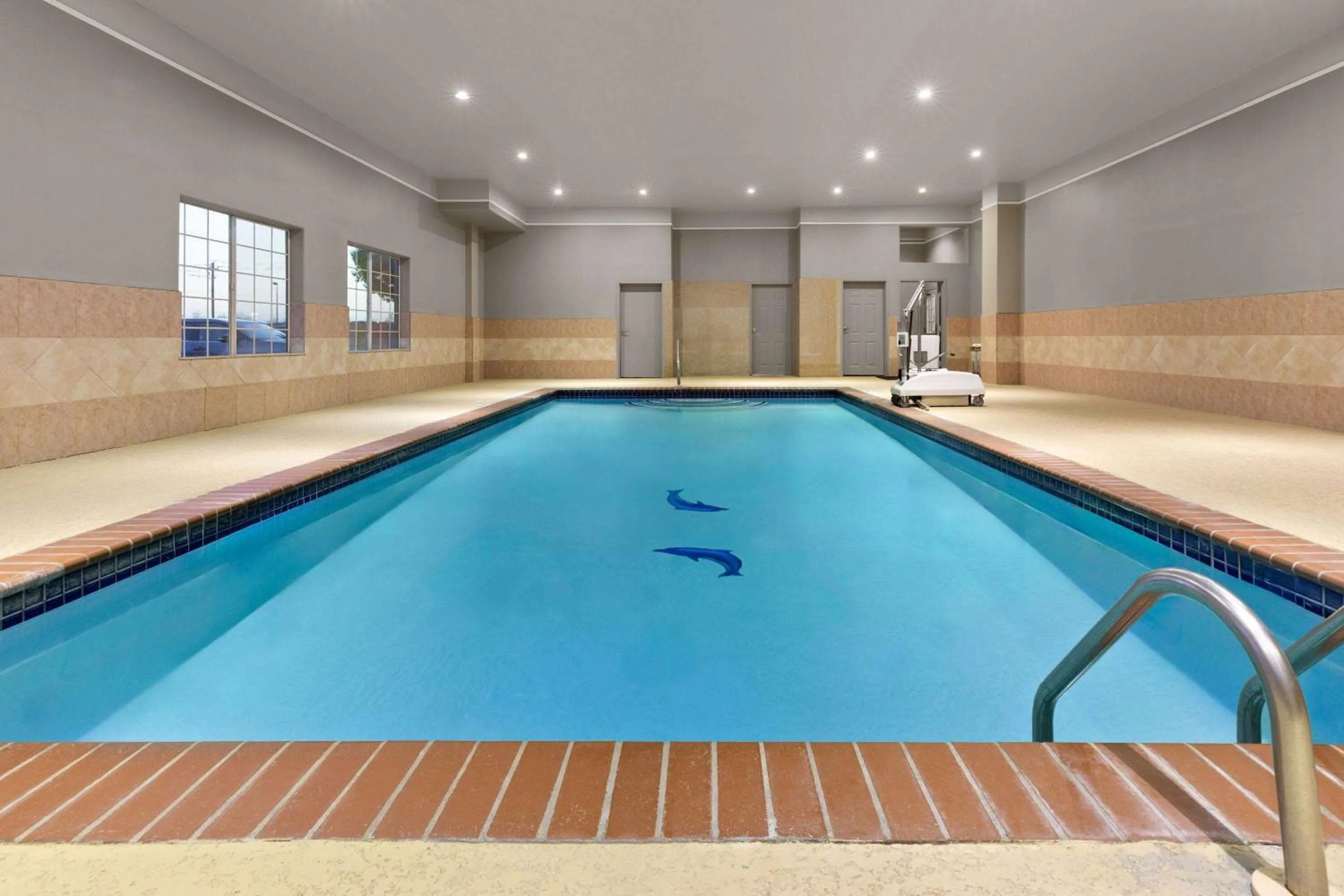 Swimming pool in La Quinta by Wyndham Deer Park