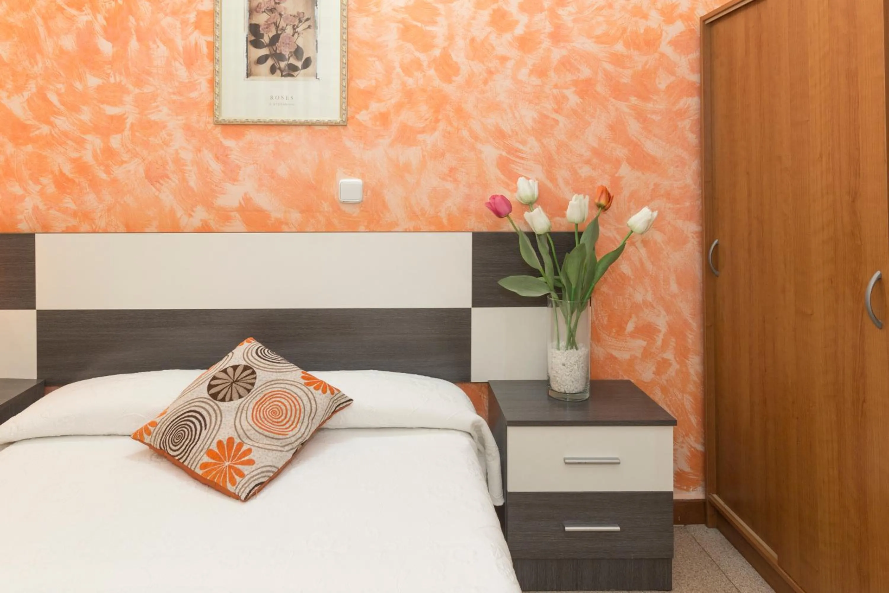 Decorative detail in Pensión Dani