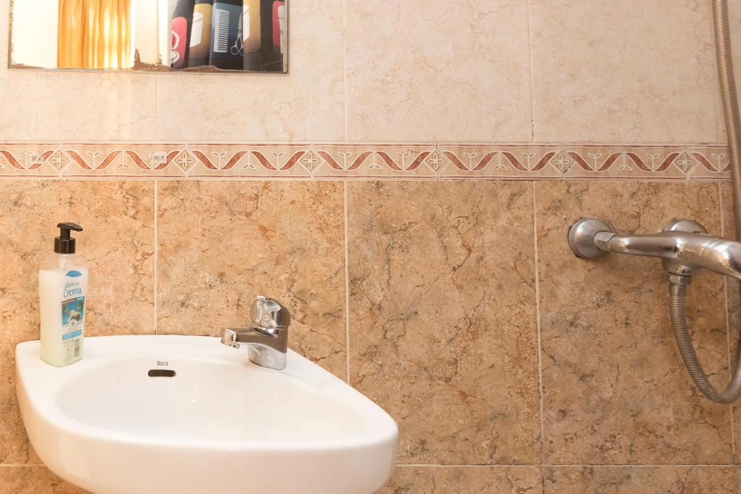 Bathroom in Pensión Dani