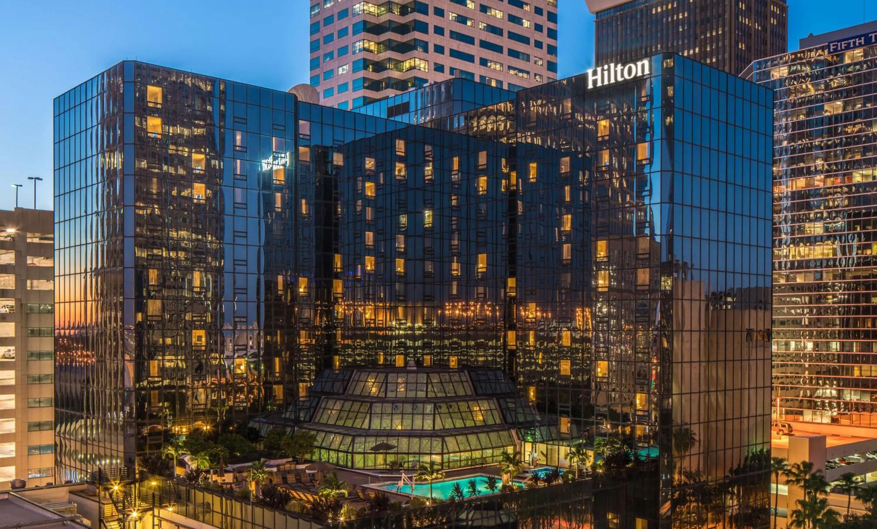 Property building in Hilton Tampa Downtown