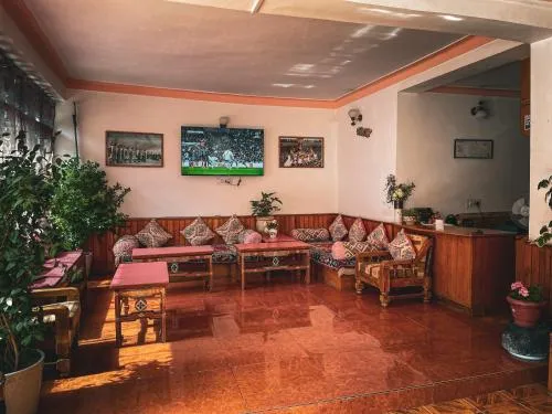 Hotel shaynam