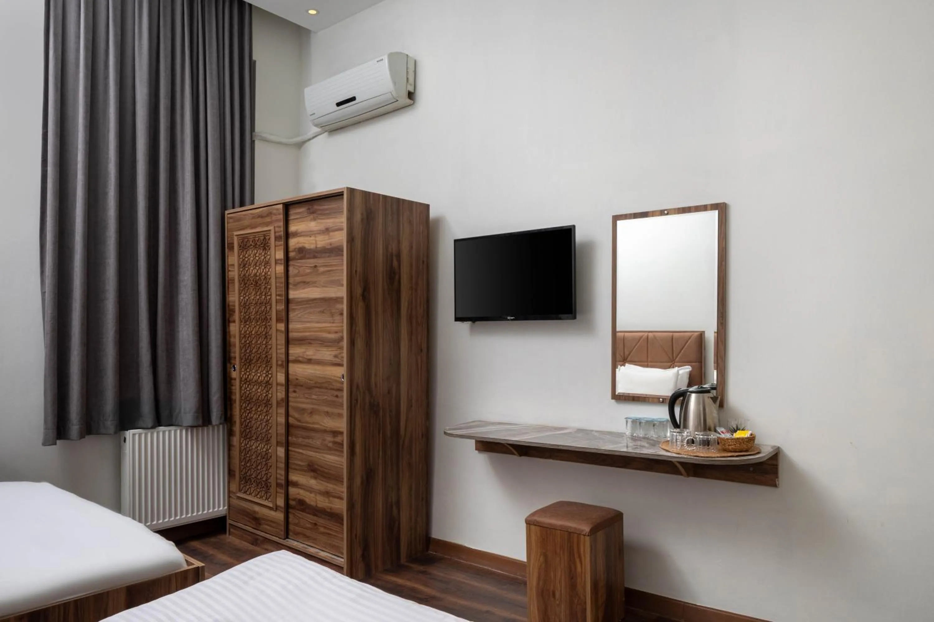 Photo of the whole room, Bed in Taksim Mood