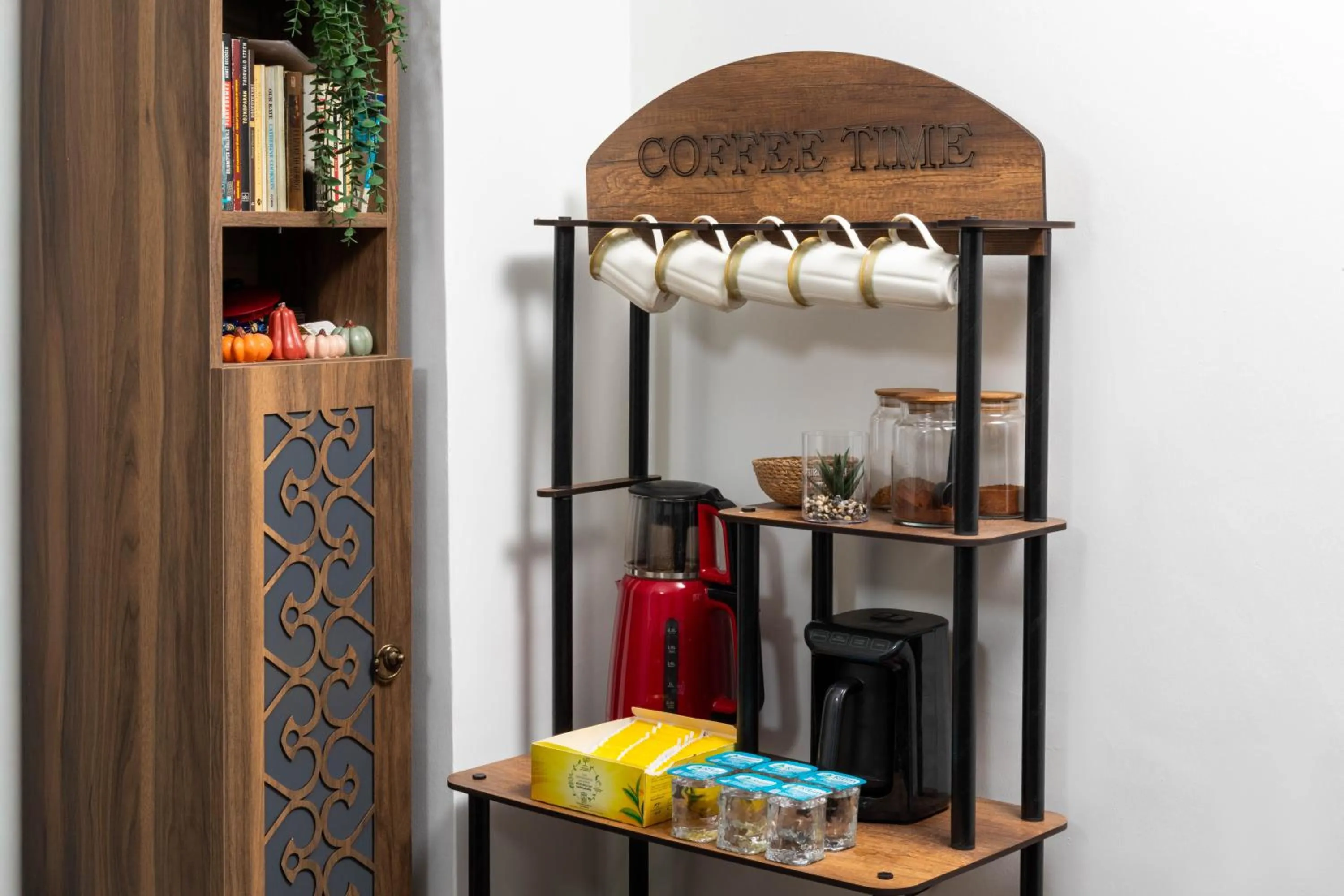 Coffee/tea facilities in Taksim Mood